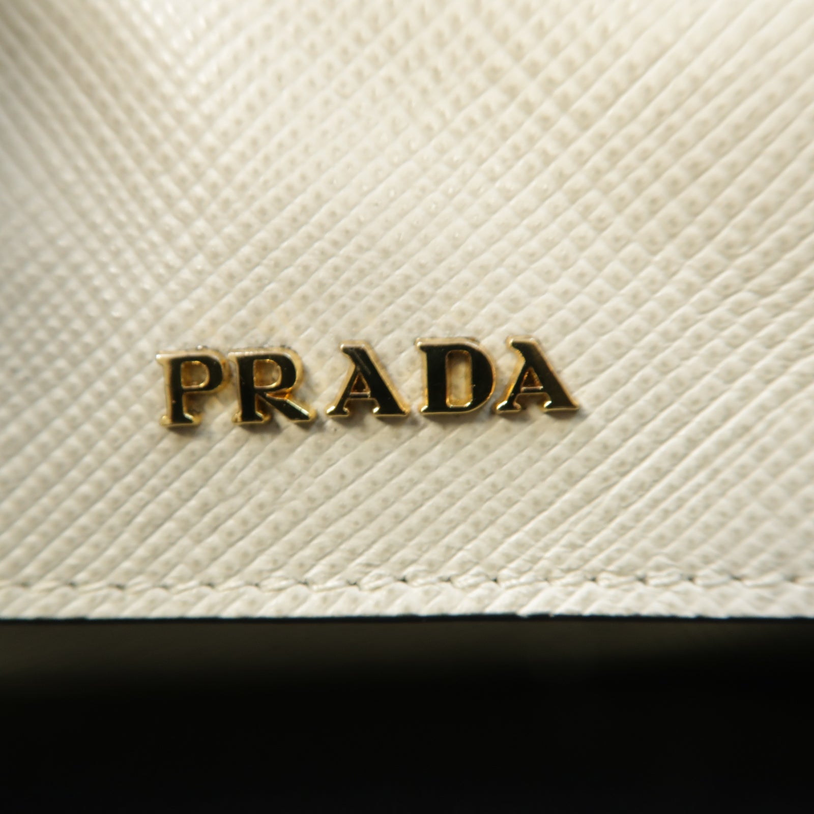 PRADA 牛皮皮革2 Way Tote Bag金扣手挽肩背兩用袋白色