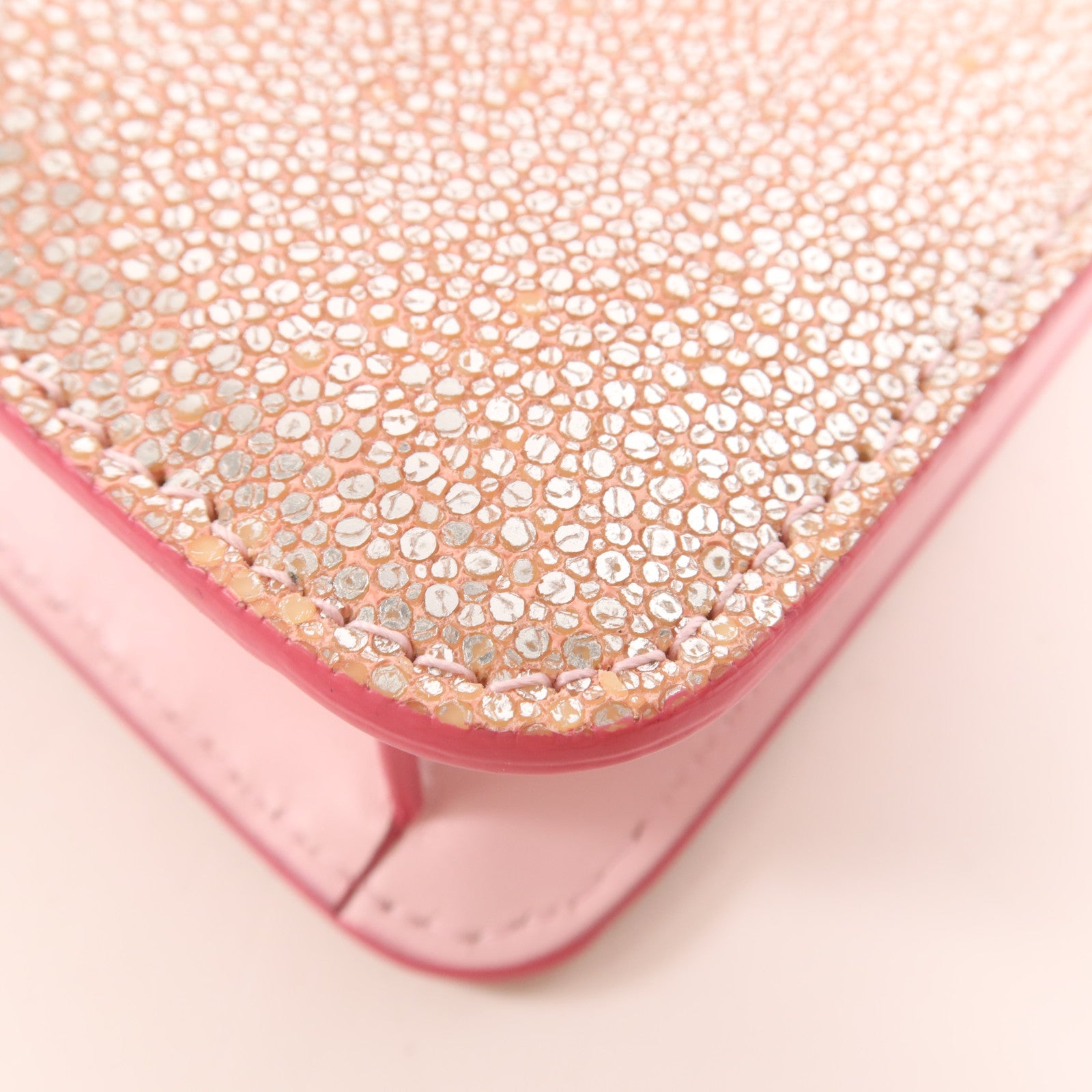 BVLGARI 魔鬼魚皮革Serpenti Forever銀扣鏈帶肩背袋