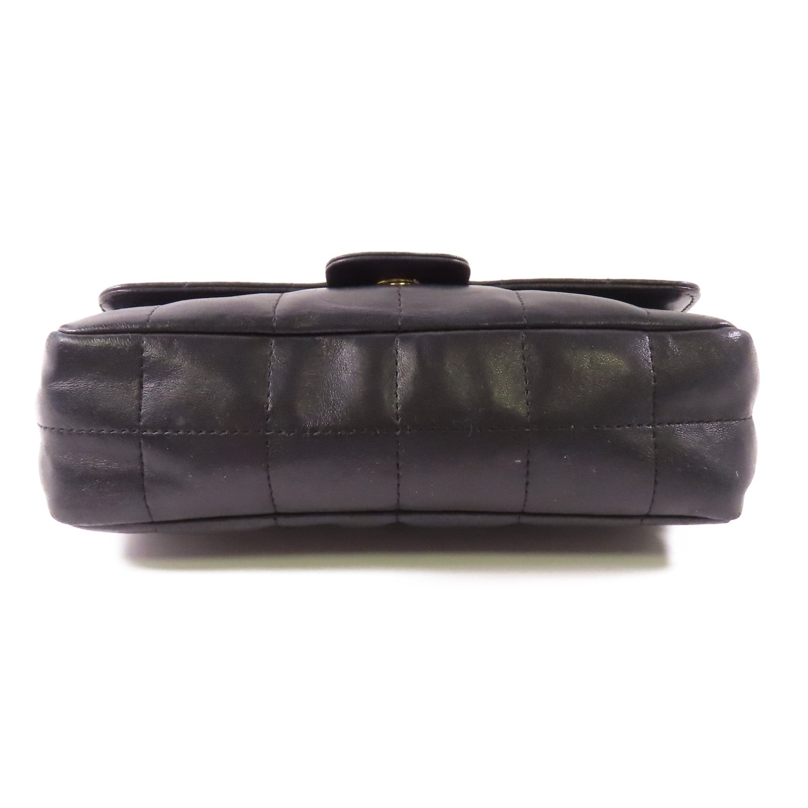 CHANEL 牛皮皮革Chain Shoulder金扣鏈帶肩背袋