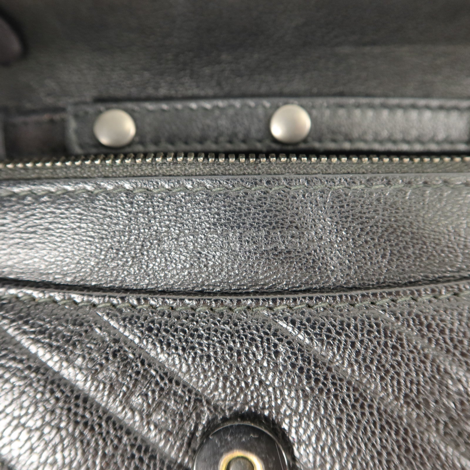 BALENCIAGA 牛皮皮革BB Wallet On Chain鏈帶肩背袋