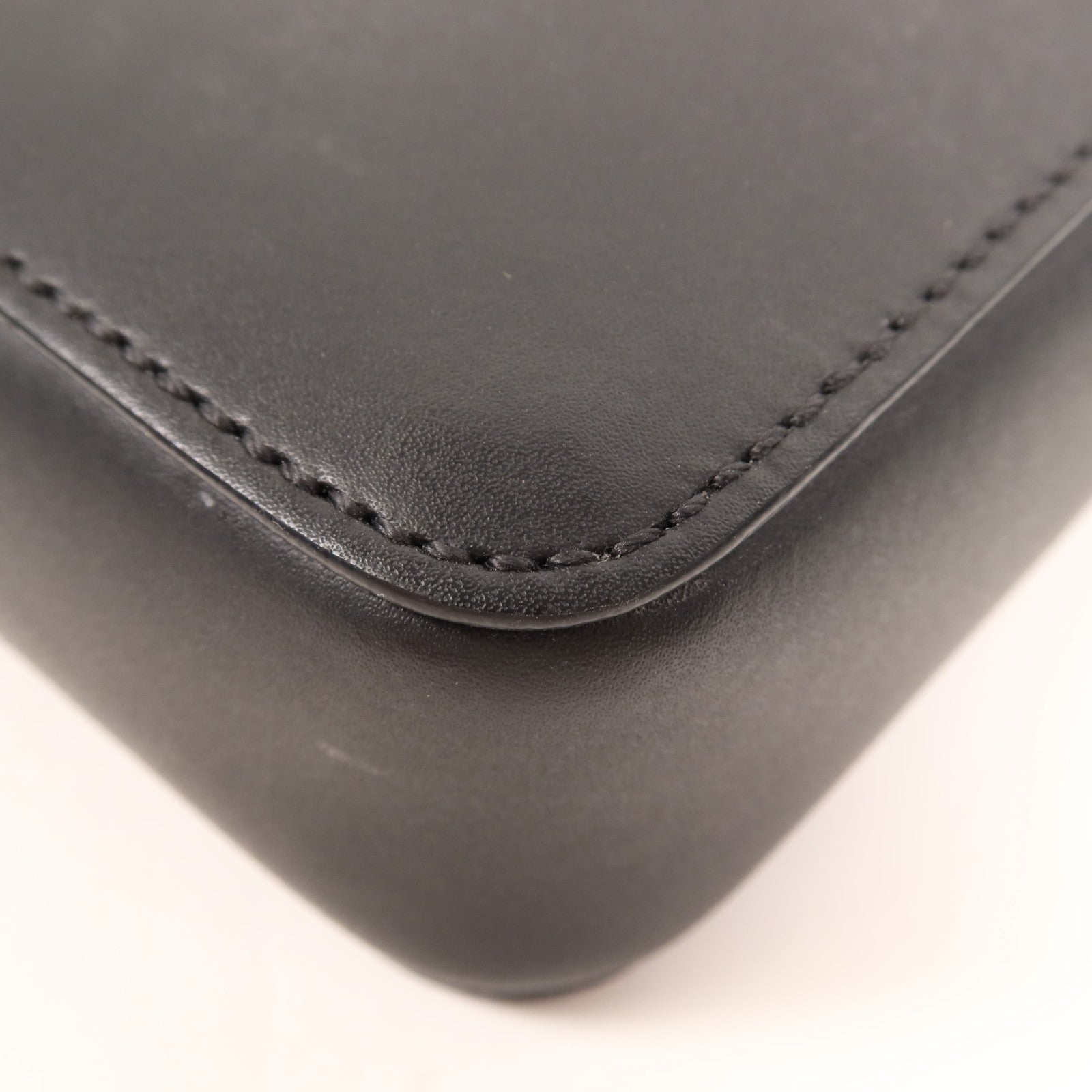 Valentino 【激減優惠】牛皮皮革Shoulder Bag銀扣肩背袋