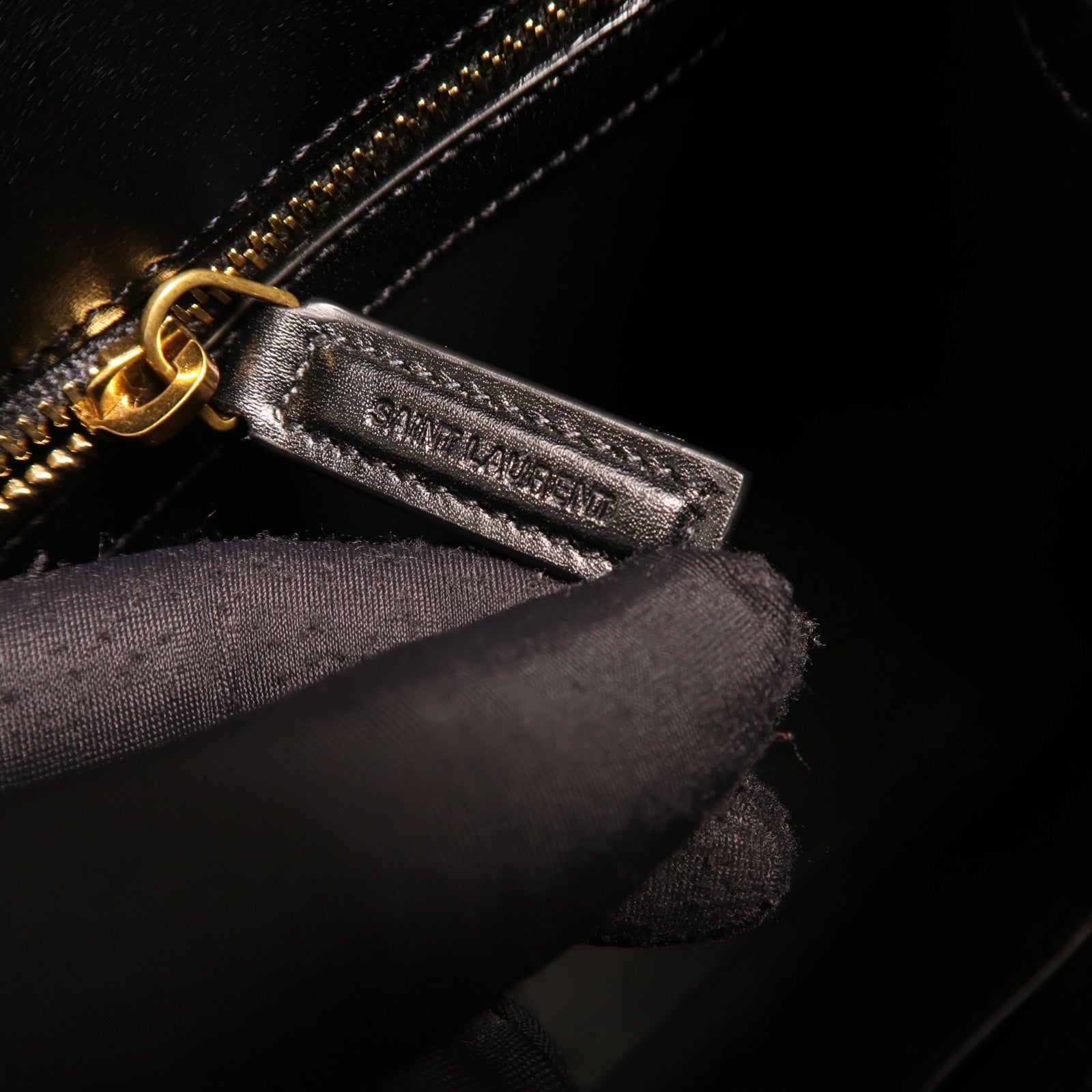 SAINT LAURENT 牛皮皮革Manhattan金扣手挽肩背兩用袋