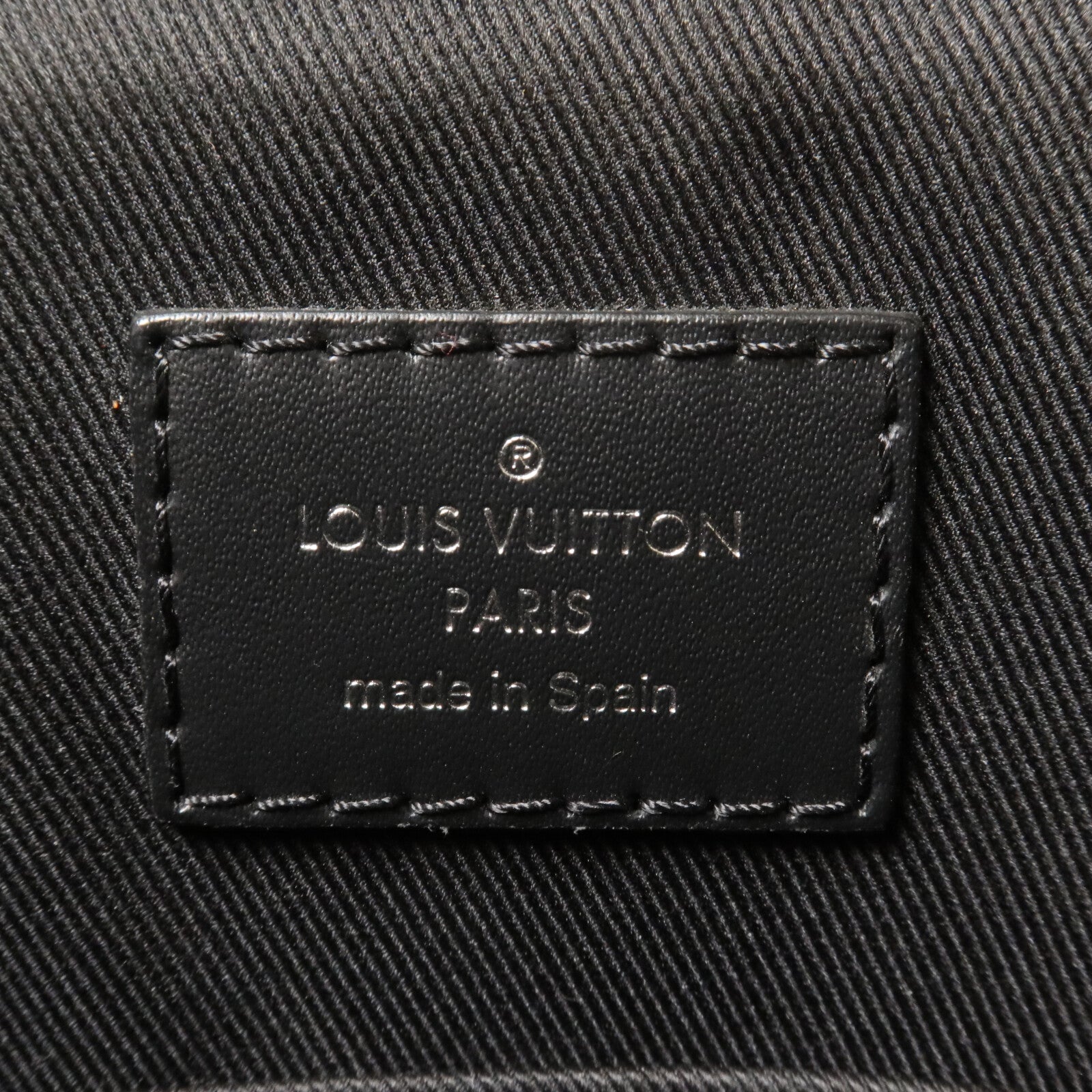 LOUIS VUITTON Damier Graphite Distrist PM肩背袋