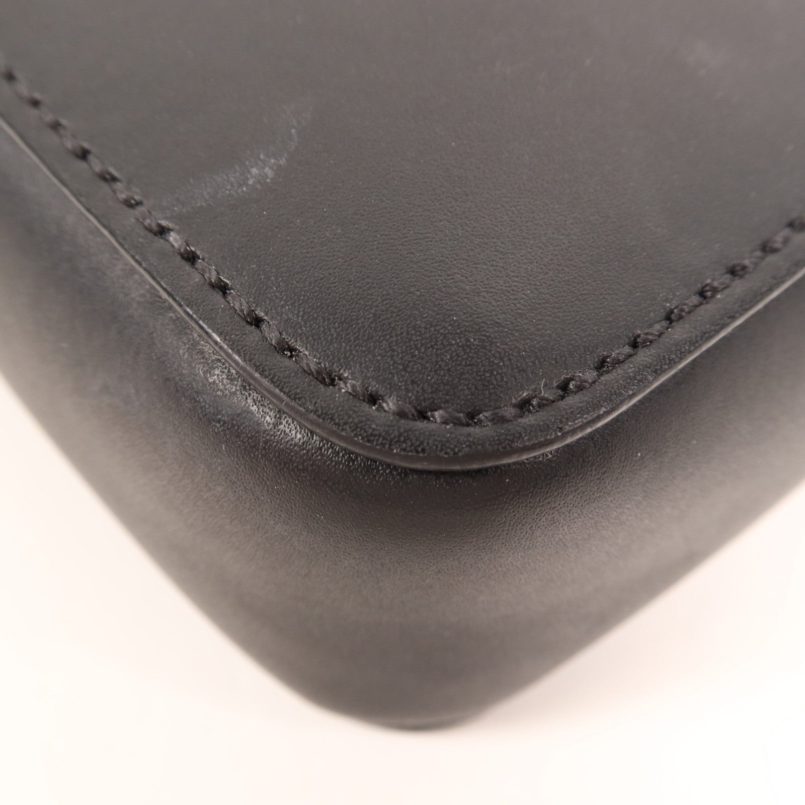 Valentino 【激減優惠】牛皮皮革Shoulder Bag銀扣肩背袋