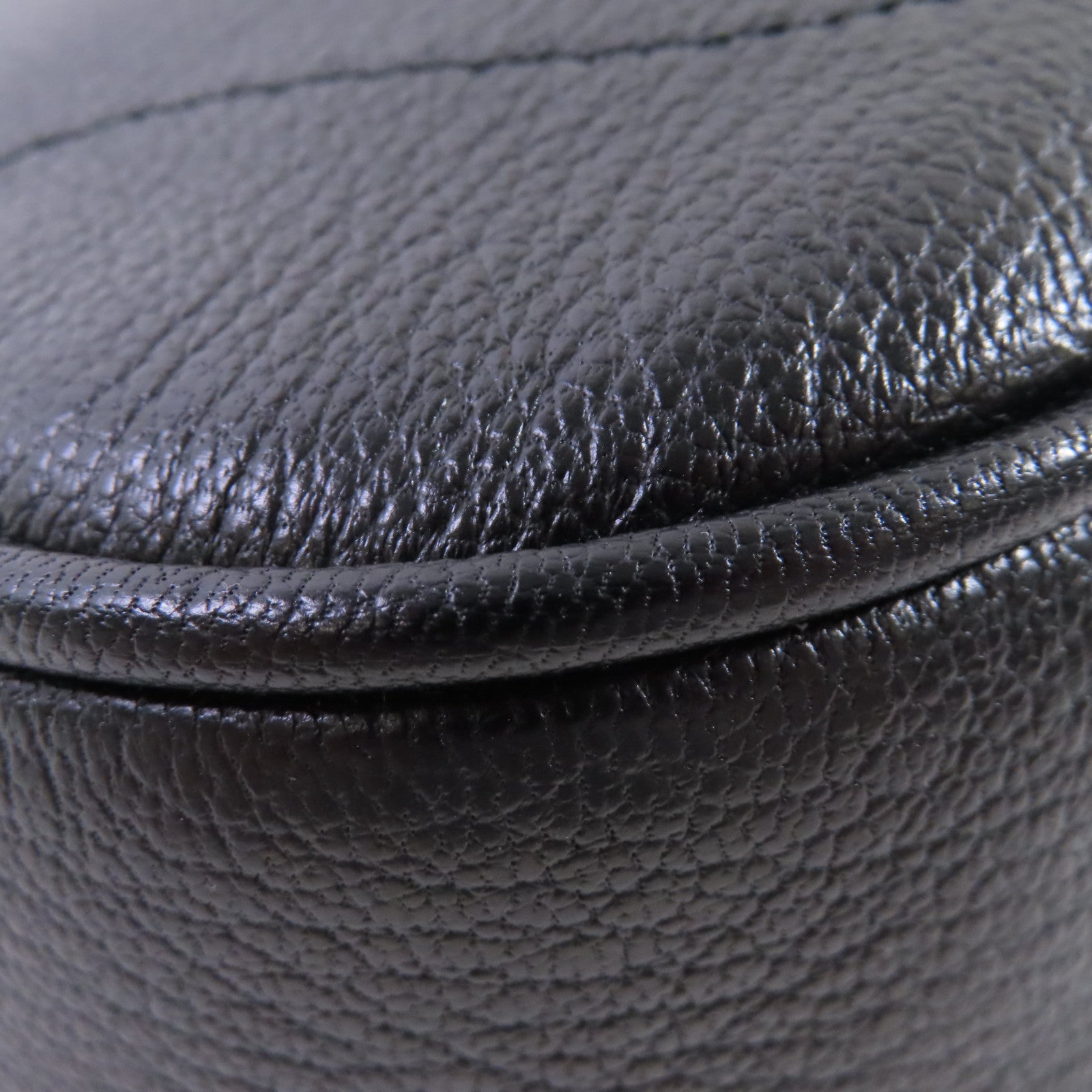 GUCCI 牛皮皮革Aphrodite Shoulder Bag金扣肩背袋黑色