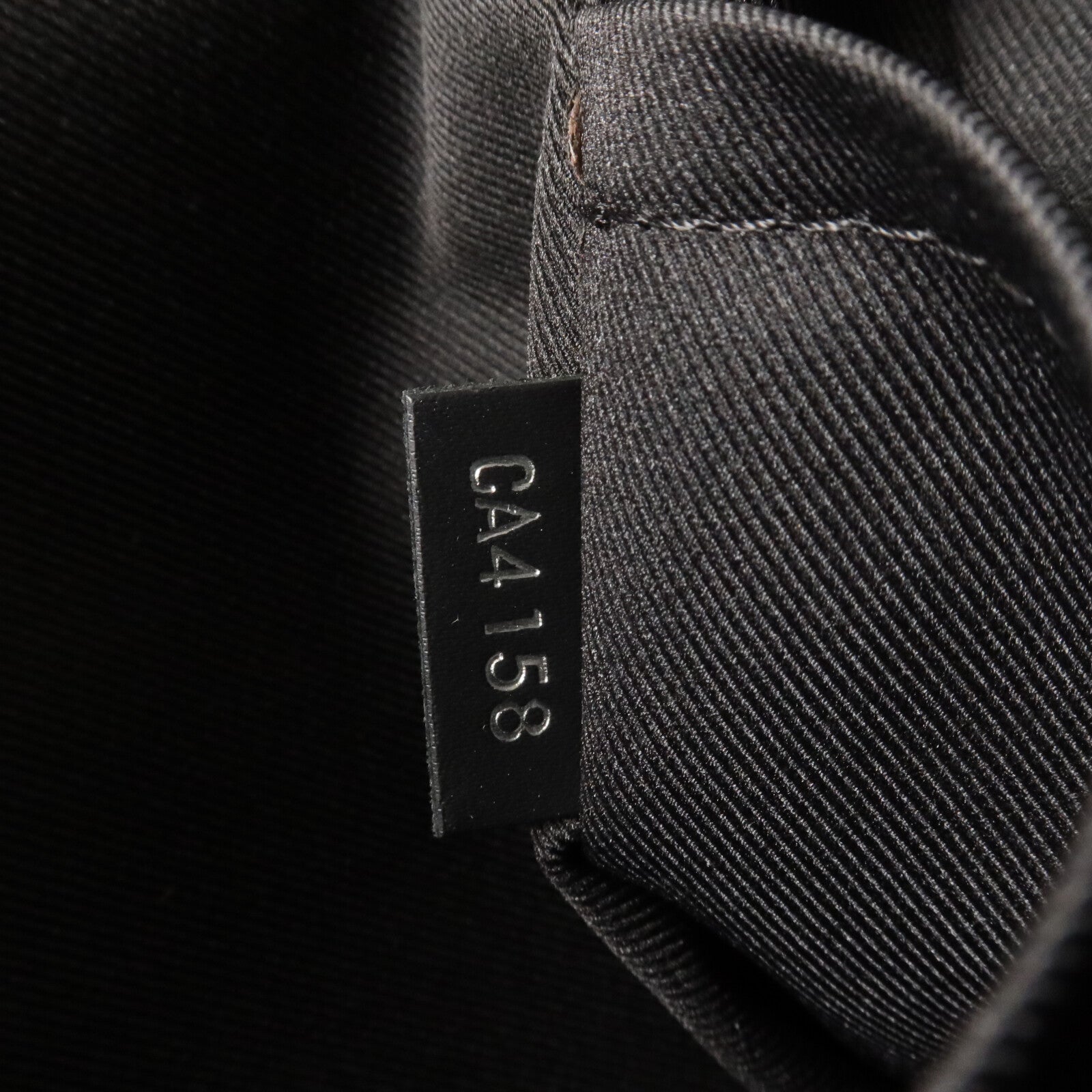 LOUIS VUITTON Damier Graphite Distrist PM肩背袋