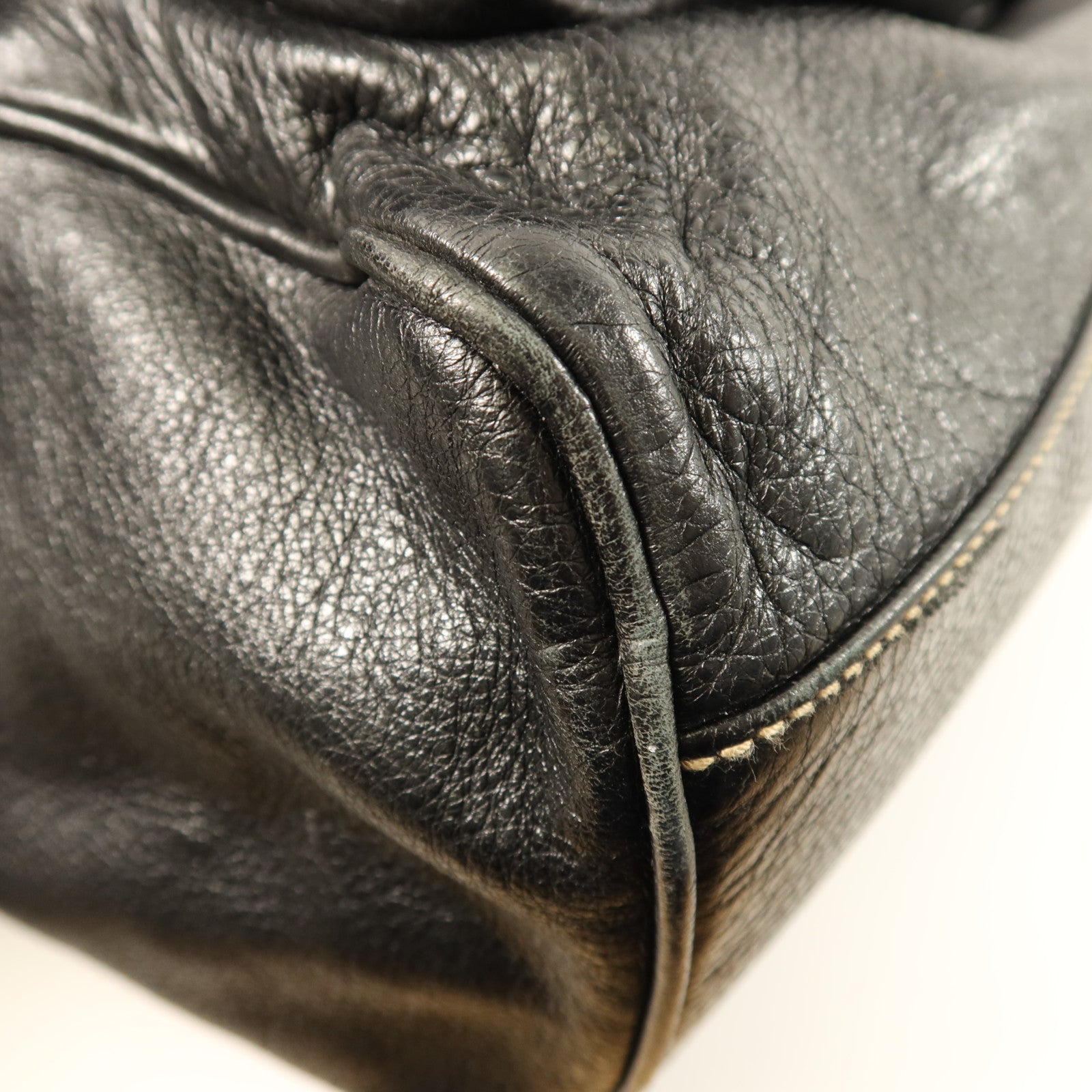 GUCCI Hysteria皮革Duffle Bag銀扣肩背袋