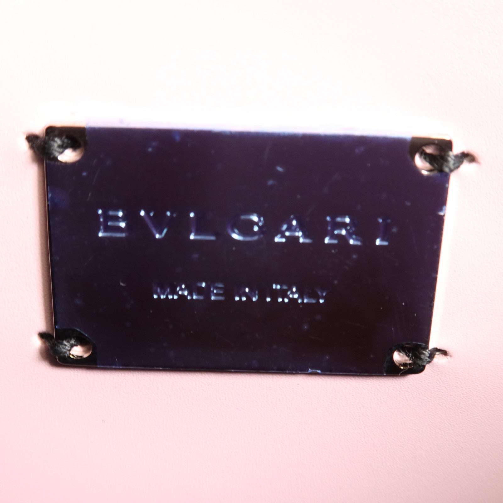 BVLGARI 【激減優惠】魔鬼魚皮革Serpenti Forever銀扣鏈帶肩背袋