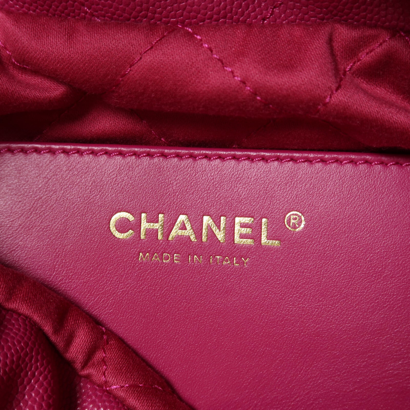 CHANEL 牛皮皮革Mini 22金扣鏈帶手挽肩背兩用袋