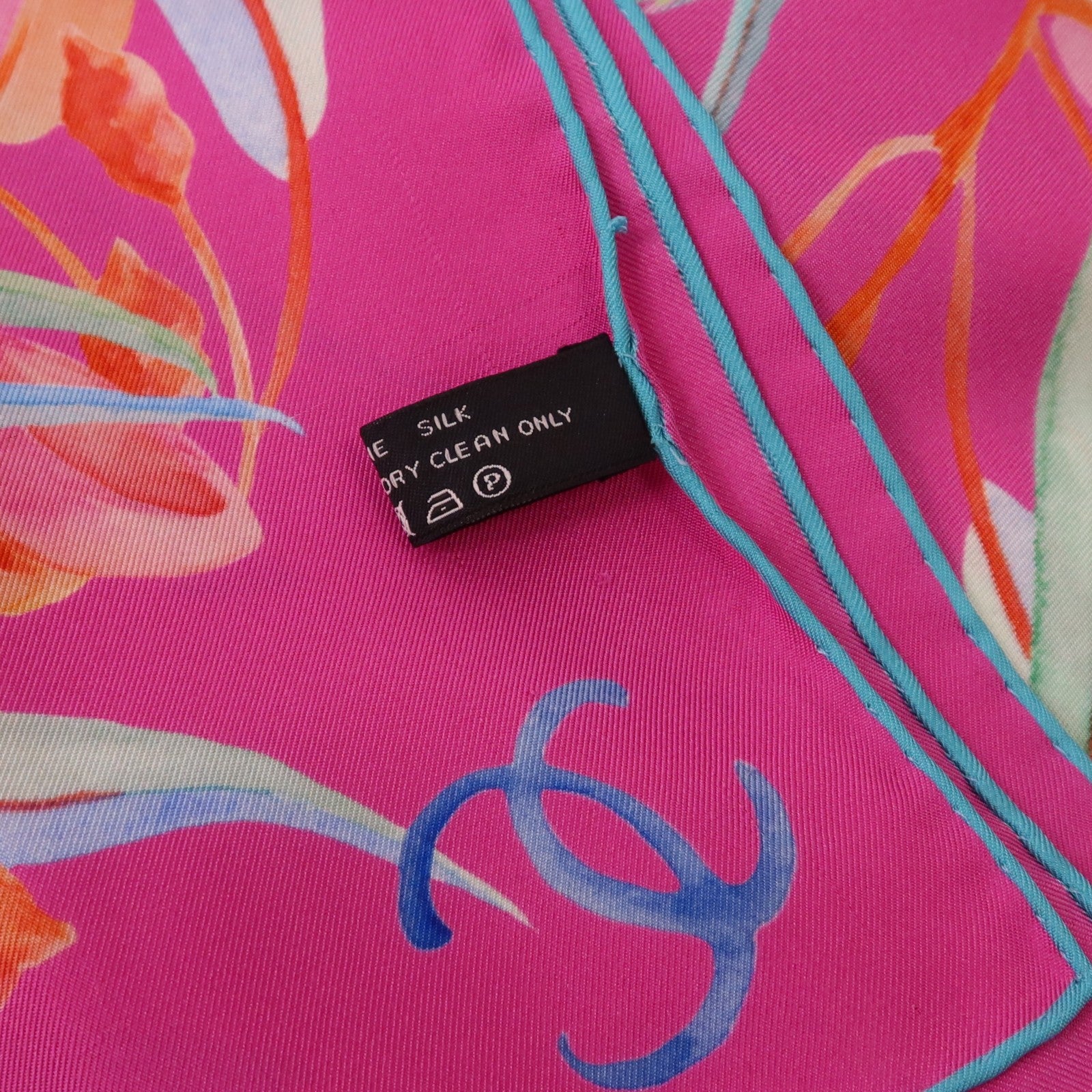 CHANEL 絲質Square Scarf 70x70絲巾