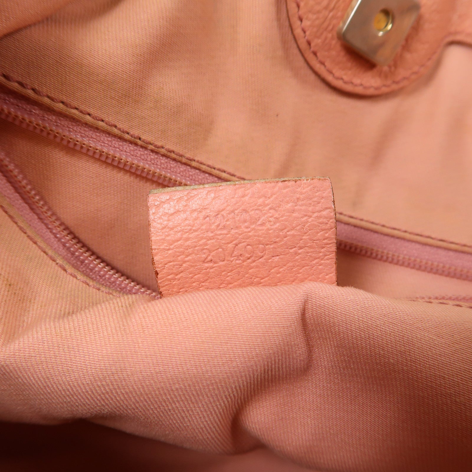 GUCCI 帆布Shoulder Bag金扣肩背袋