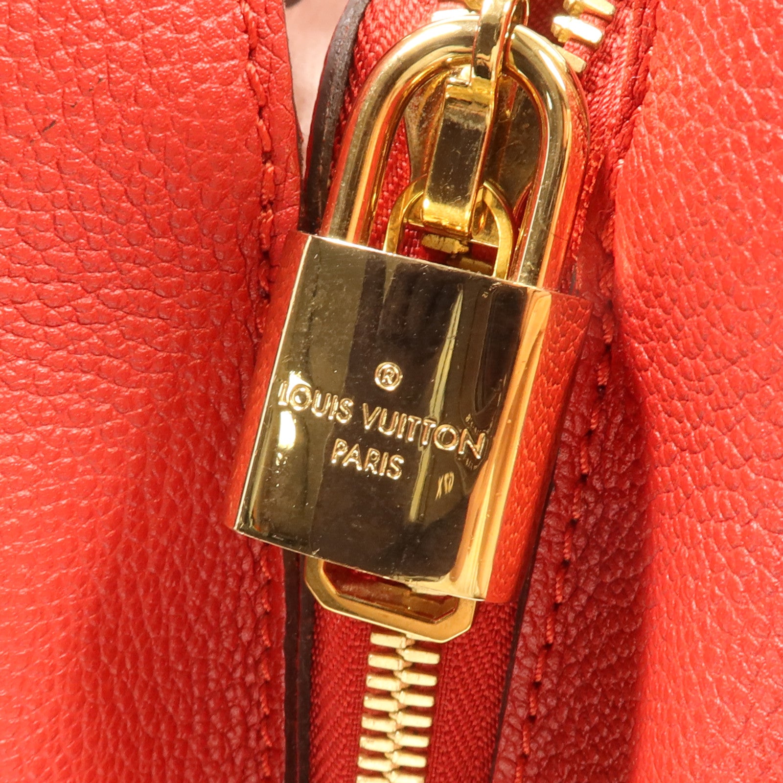 LOUIS VUITTON Monogram Empreinte Montaigne MM金扣肩背袋