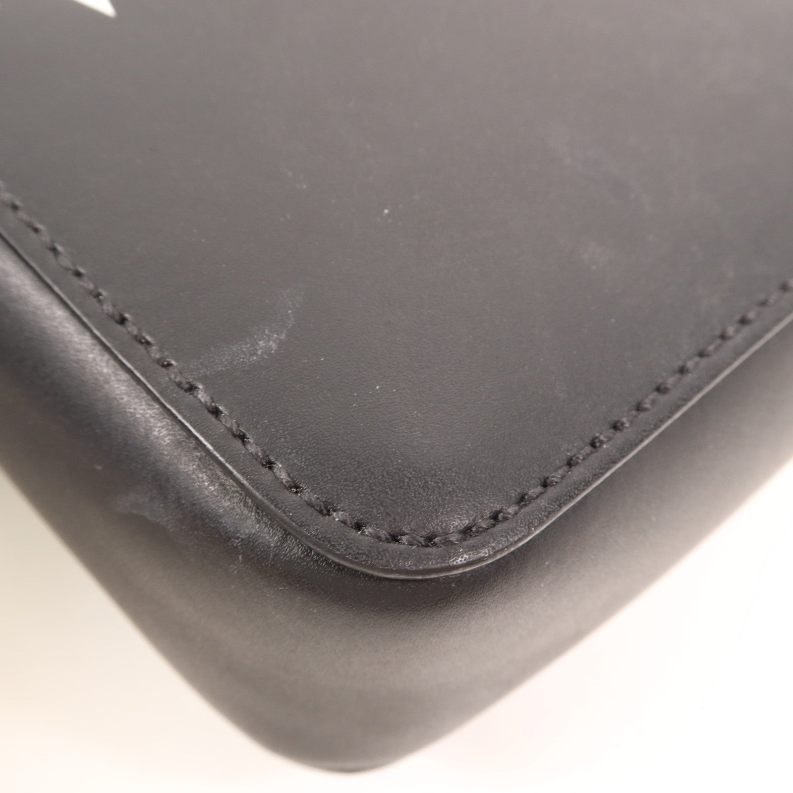 Valentino 【激減優惠】牛皮皮革Shoulder Bag銀扣肩背袋