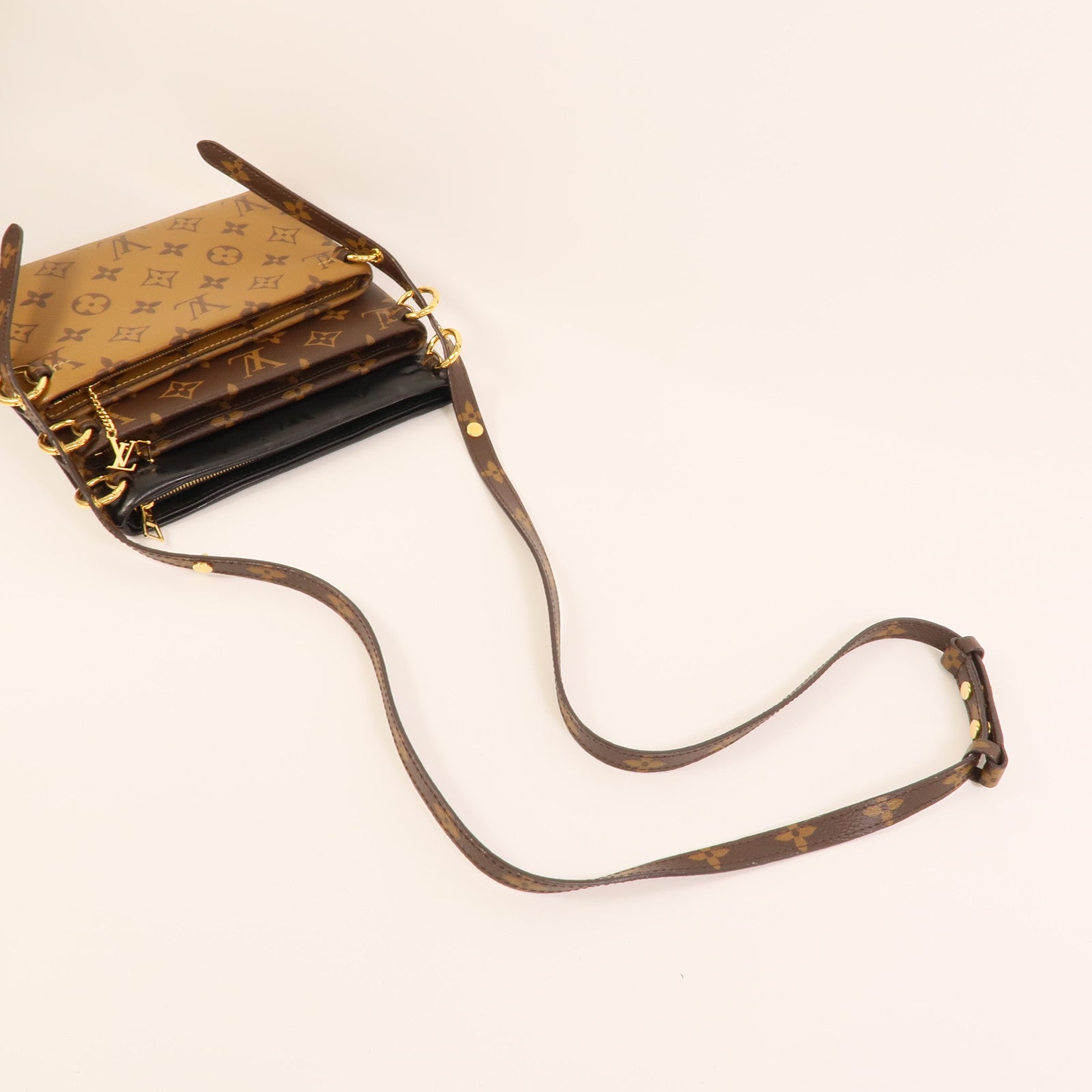 LOUIS VUITTON Mono-Reverse Pochette LV3肩背袋