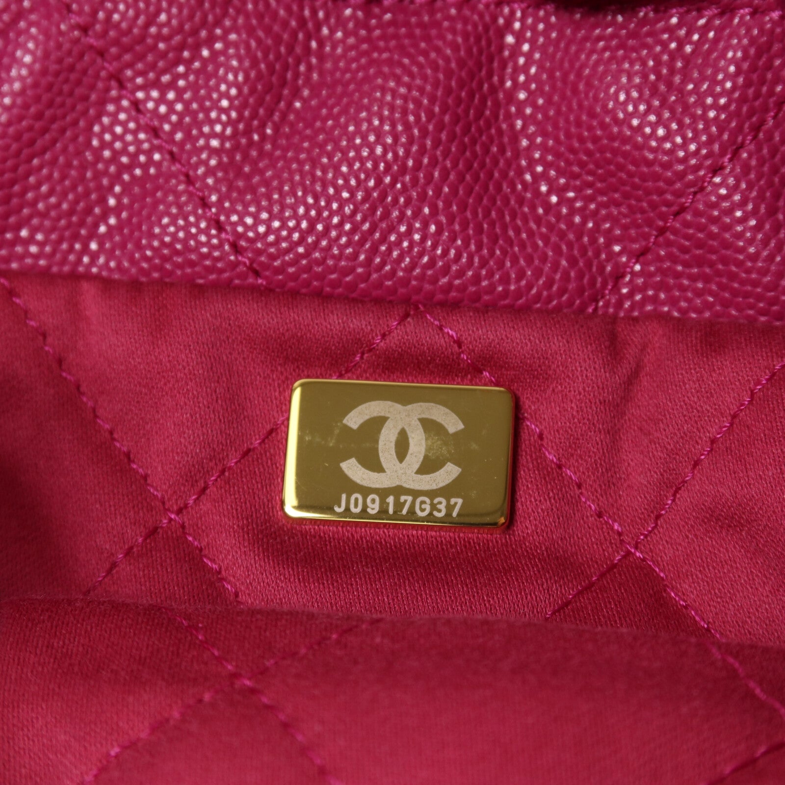 CHANEL 牛皮皮革Mini 22金扣鏈帶手挽肩背兩用袋