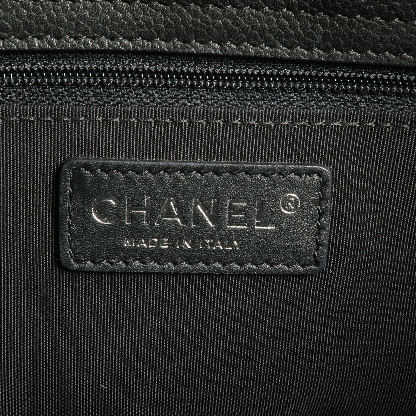CHANEL 牛皮皮革Chain Shoulder銀扣鏈帶肩背袋
