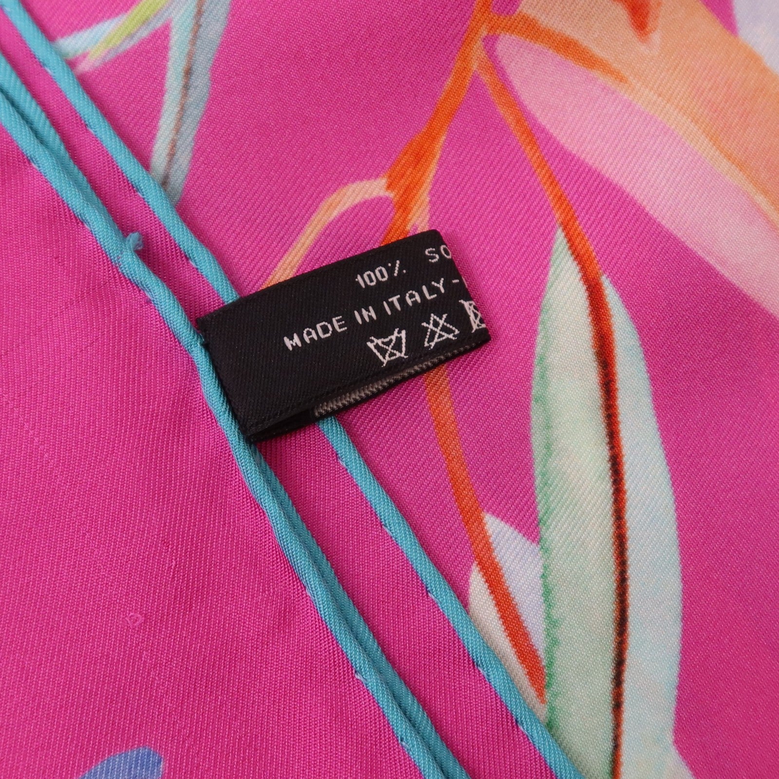 CHANEL 絲質Square Scarf 70x70絲巾