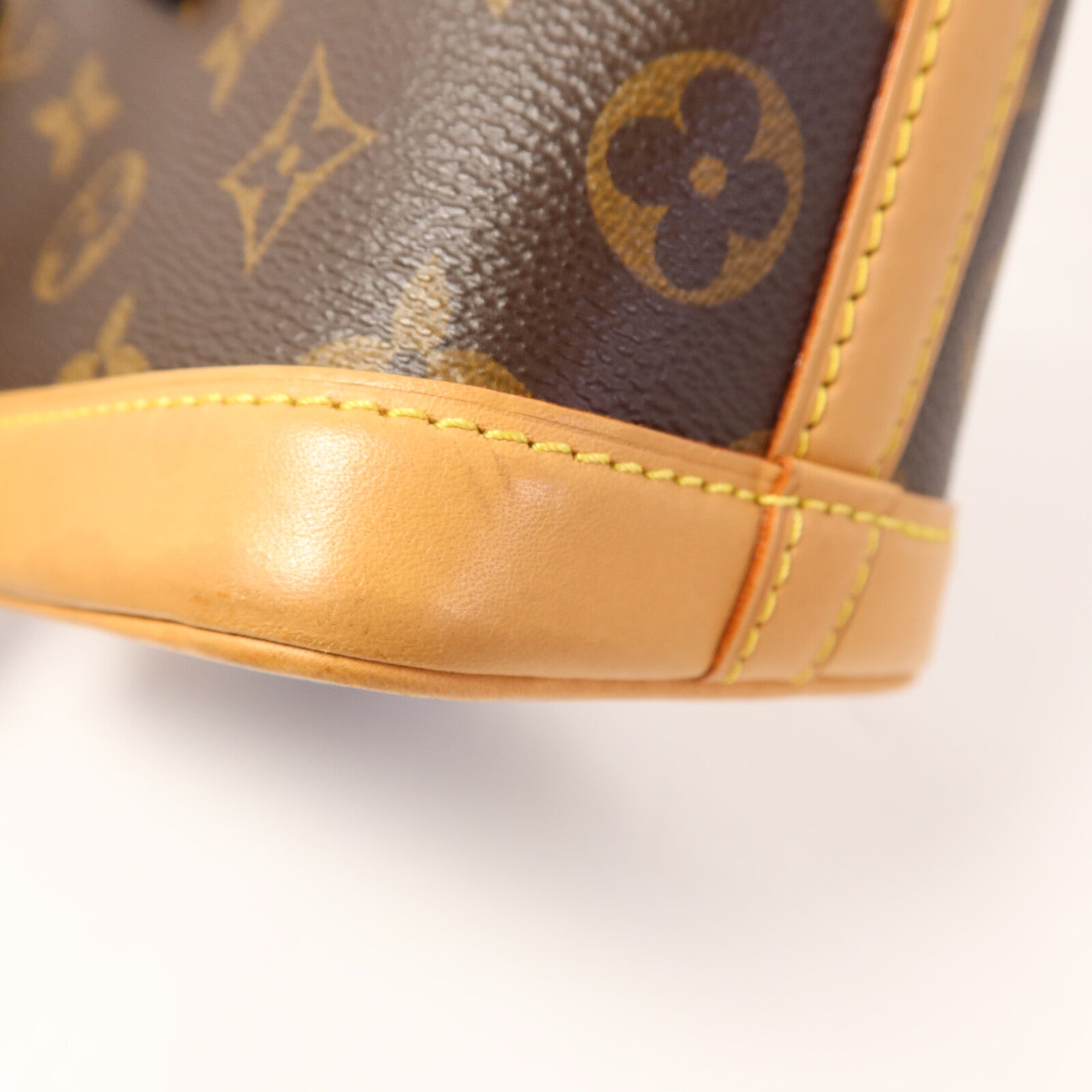 LOUIS VUITTON Monogram Nano Noe金扣手挽肩背兩用袋