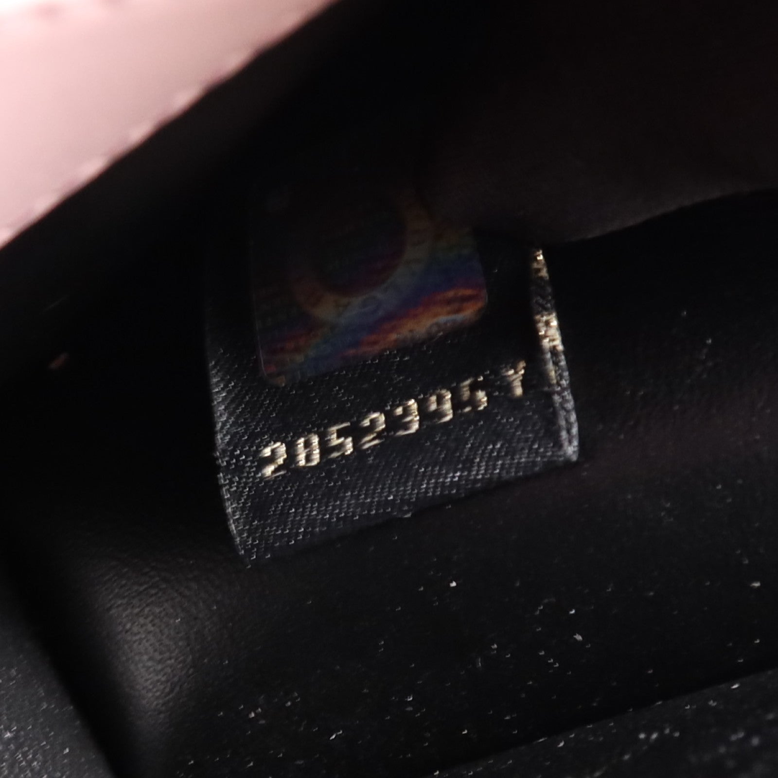 BVLGARI 魔鬼魚皮革Serpenti Forever銀扣鏈帶肩背袋