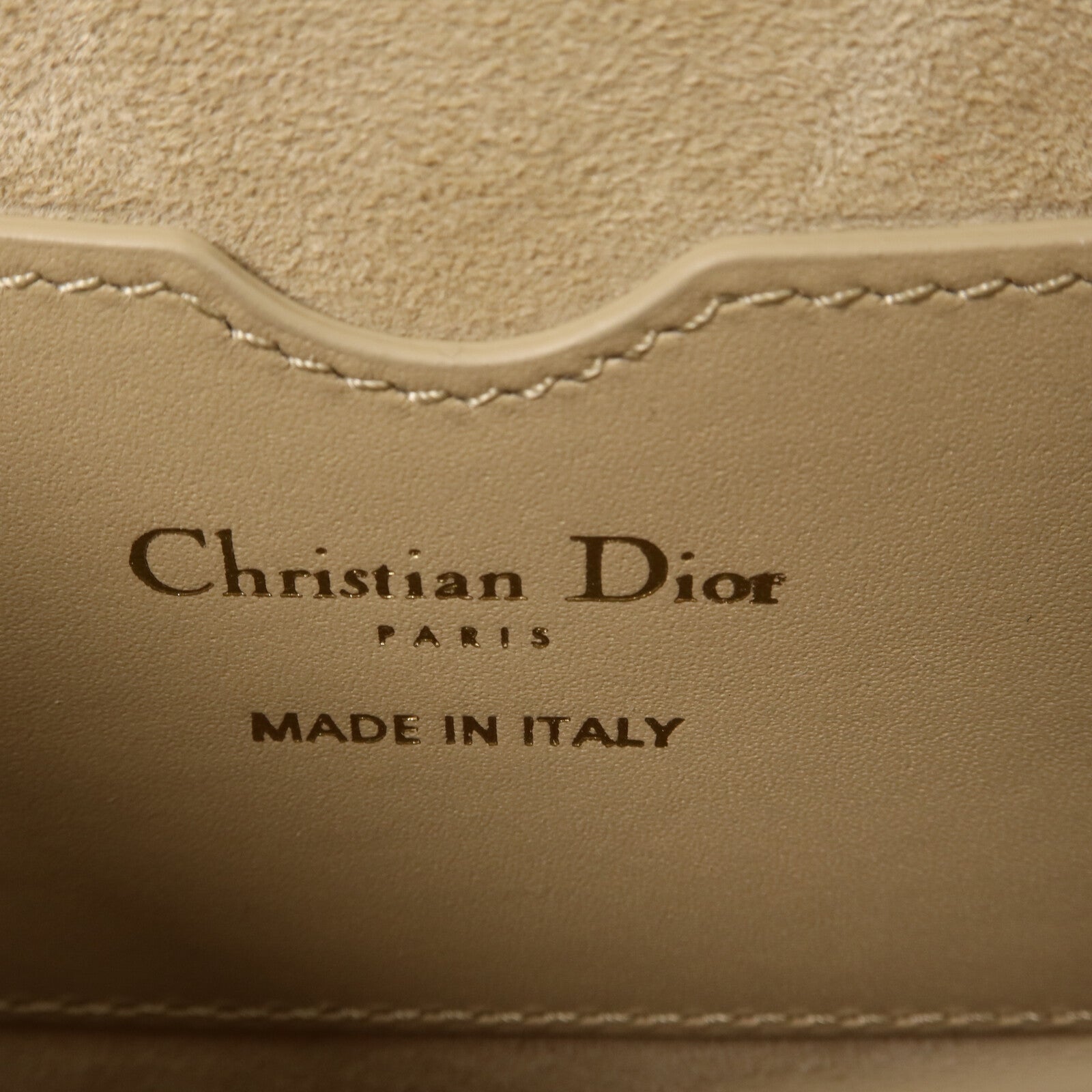 Dior 牛皮皮革Bobby Medium手挽袋