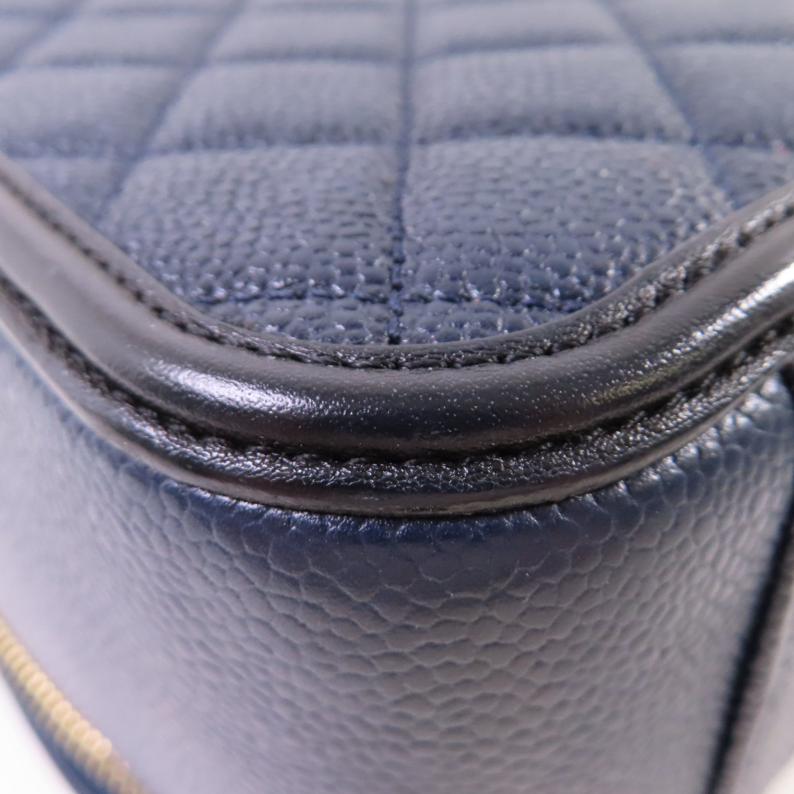 CHANEL 【激減優惠】菱格Caviar皮革Filigree Vanity Case 2Way Shoulder Bag金扣鏈帶手挽肩背兩用袋寶藍色/黑色