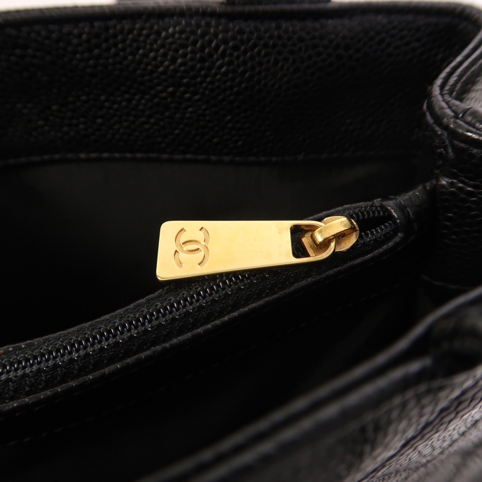 CHANEL 牛皮皮革Vintage Tote Bag金扣肩背袋