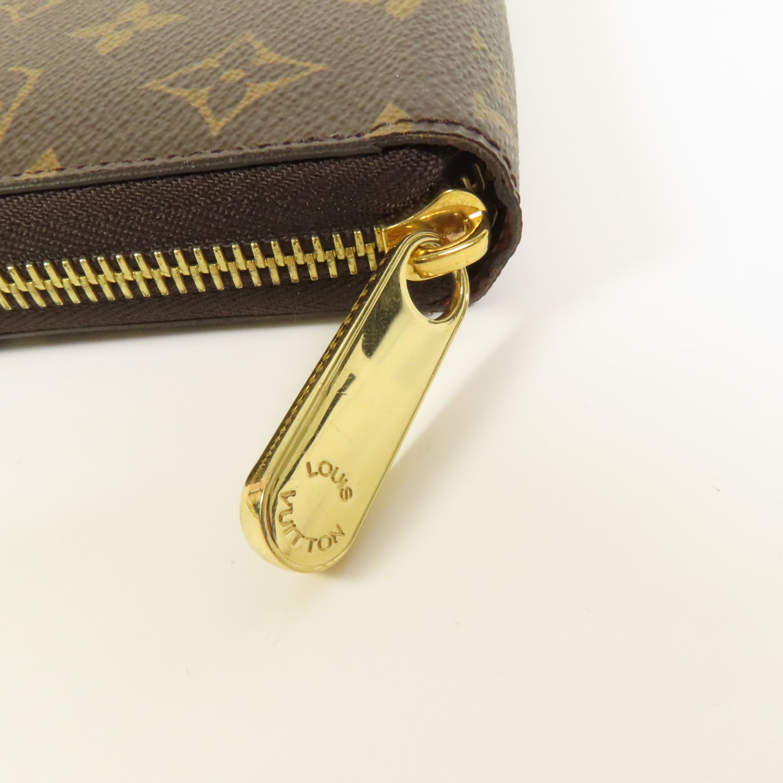 LOUIS VUITTON Monogram Zipper Long Wallet金扣長錢包