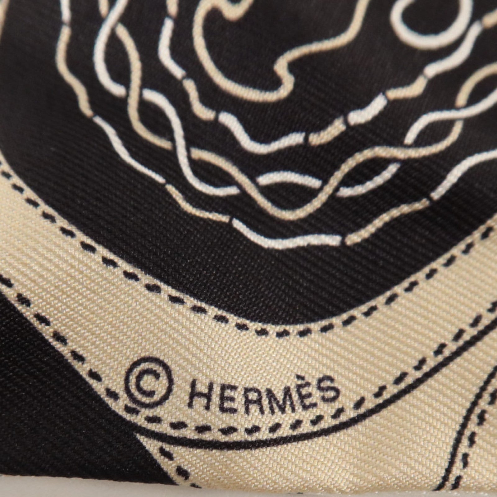 HERMES 絲質Twilly絲巾