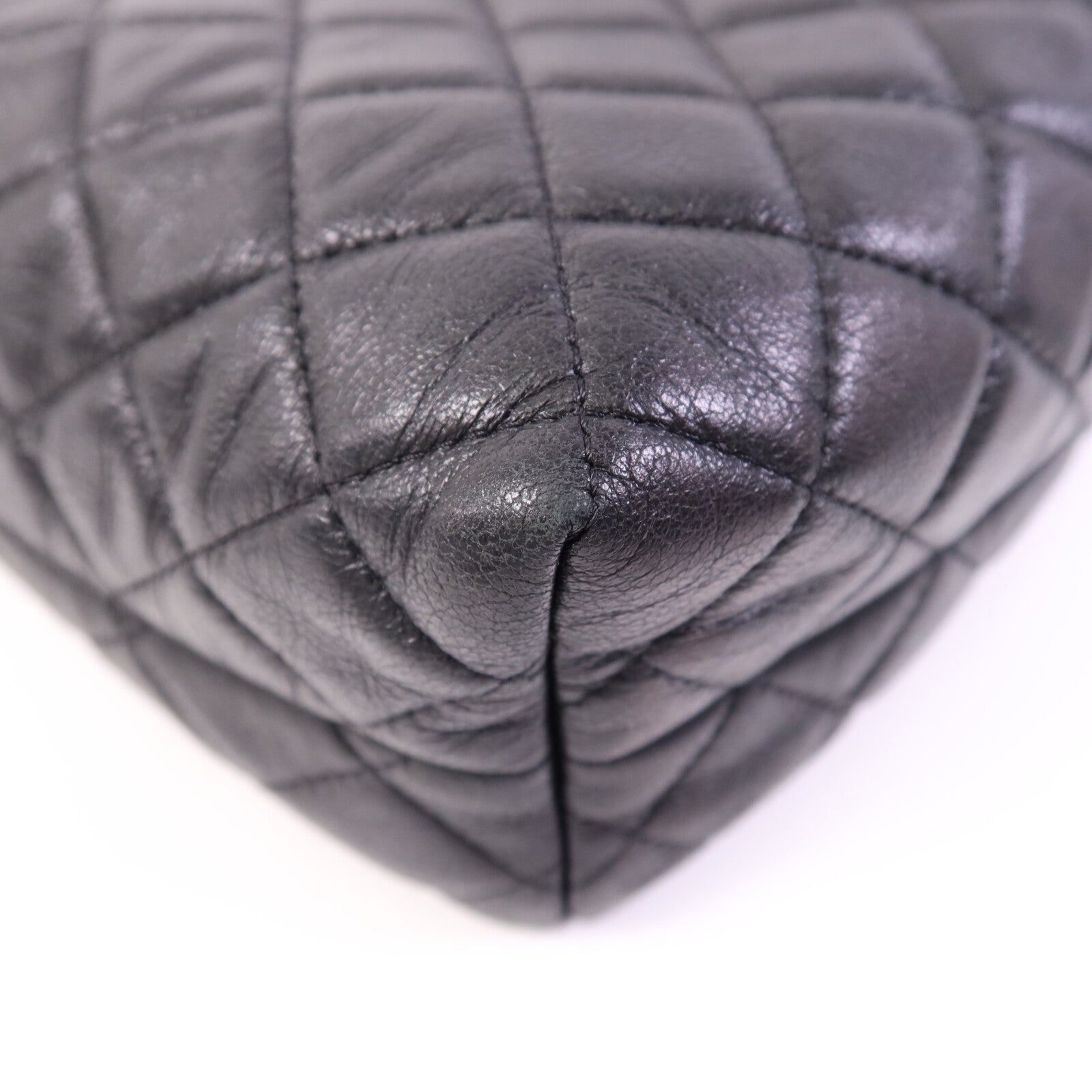 CHANEL 羊皮皮革Vintage Hobo Bag銀扣肩背袋