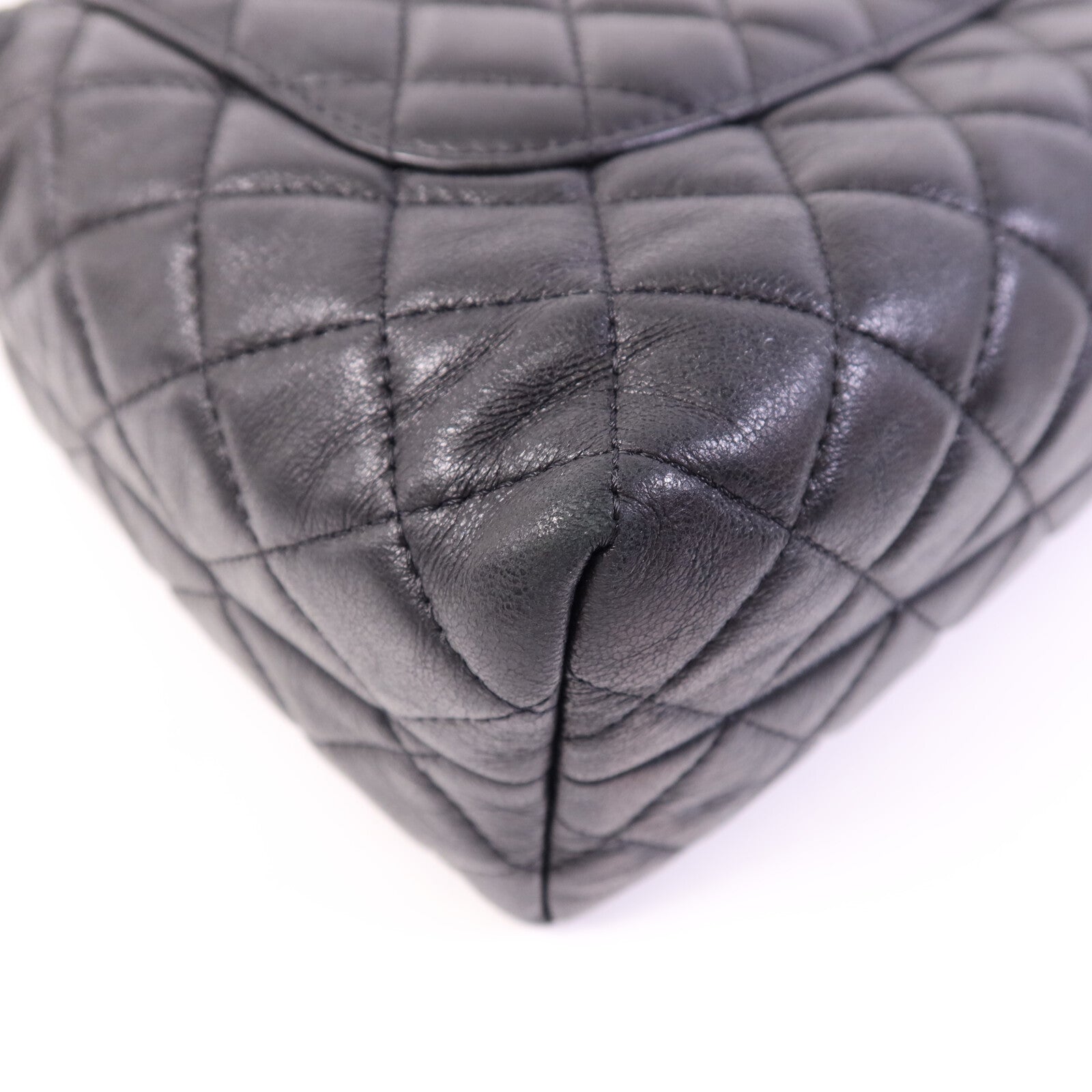 CHANEL 羊皮皮革Vintage Hobo Bag銀扣肩背袋
