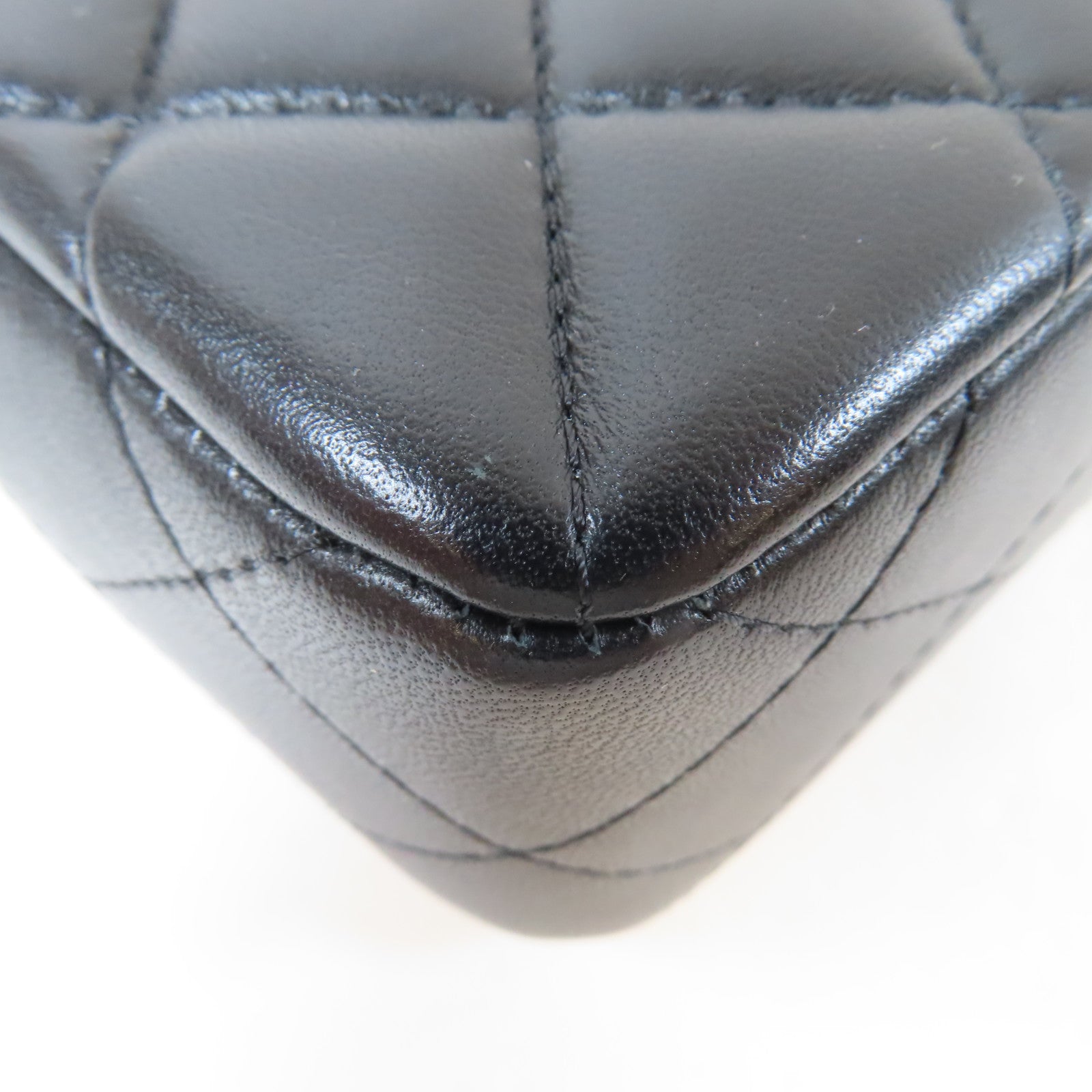 CHANEL 菱格羊皮皮革Mini Flap Bag金扣鏈帶肩背袋黑色