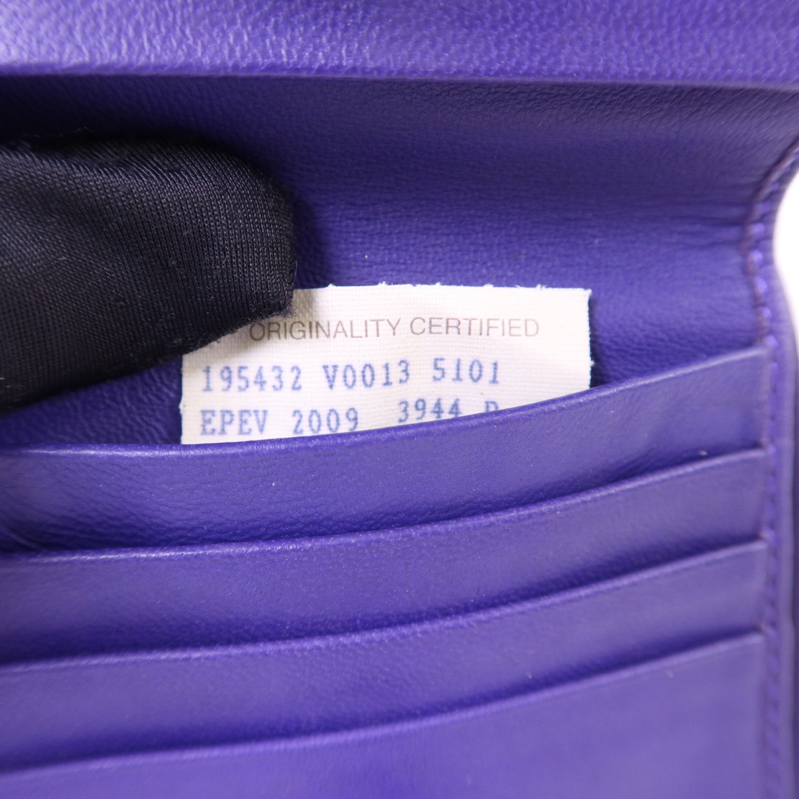 BOTTEGA VENETA 羊皮皮革W Snap Wallet金扣錢包