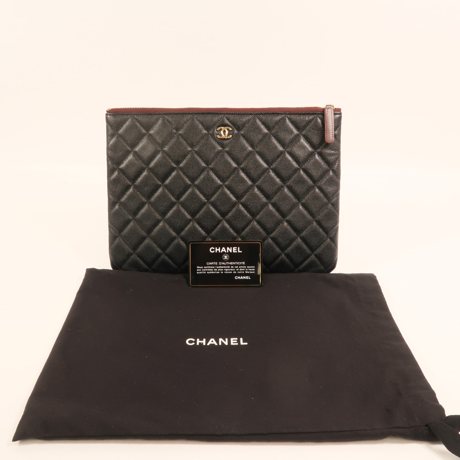 CHANEL 牛皮皮革Clutch金扣手拿包