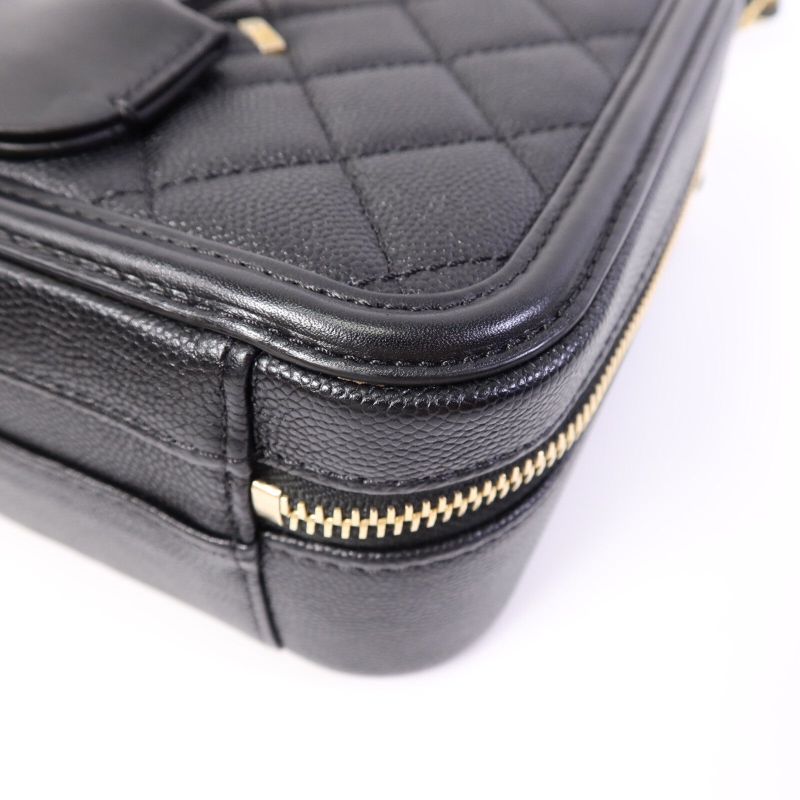 CHANEL 牛皮皮革CC Filigree Vanity Case Medium手挽肩背兩用袋