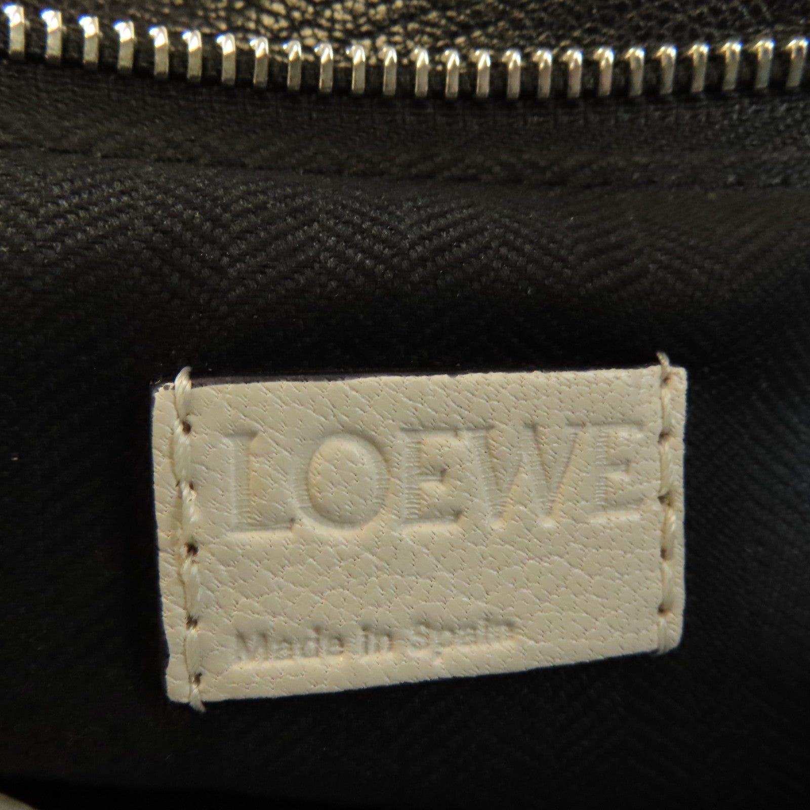 LOEWE SHW Puzzle Medium 2 Way Shoulder Hand Bag Calfskin Leather White Red