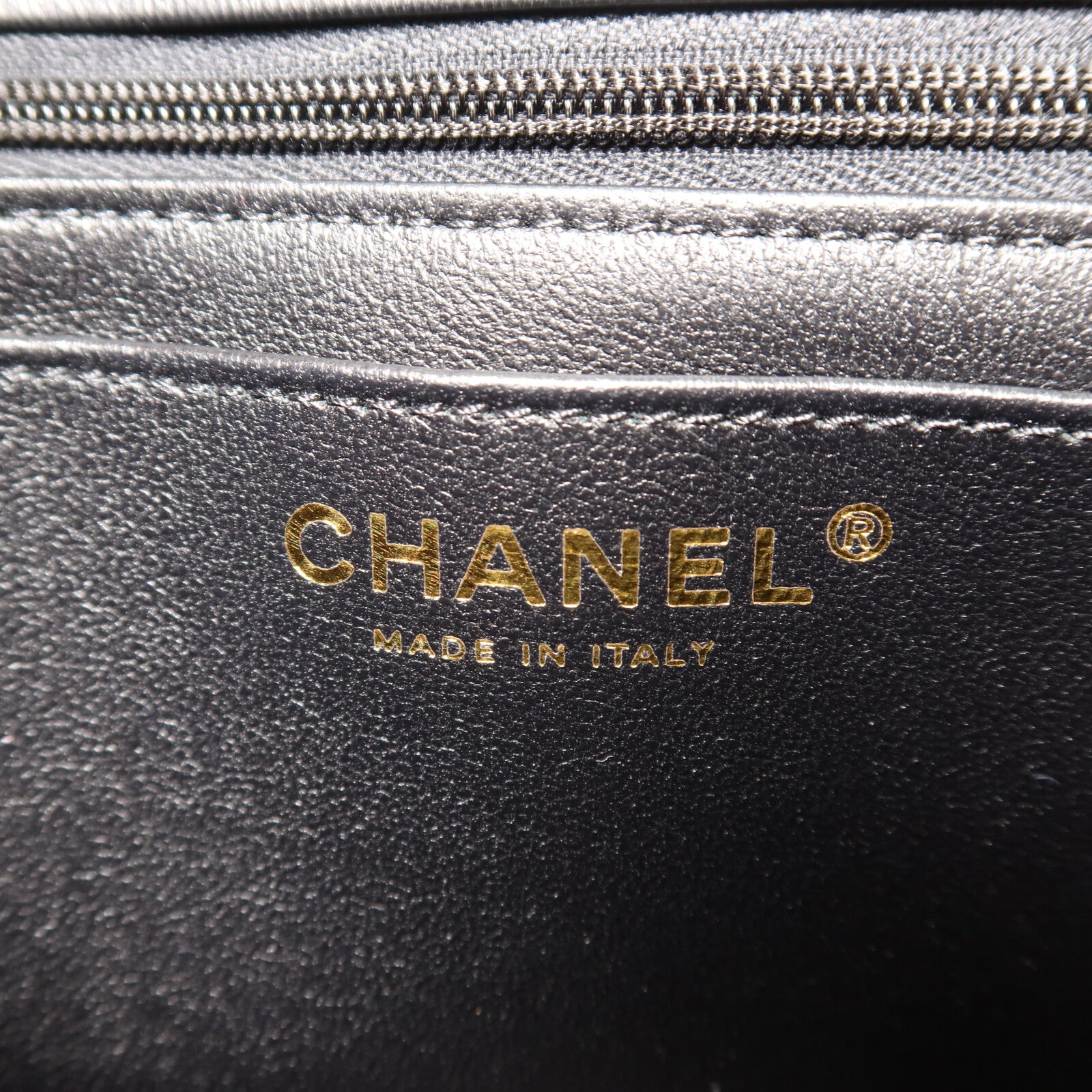 CHANEL 羊皮皮革Mini Flap金扣鏈帶肩背袋