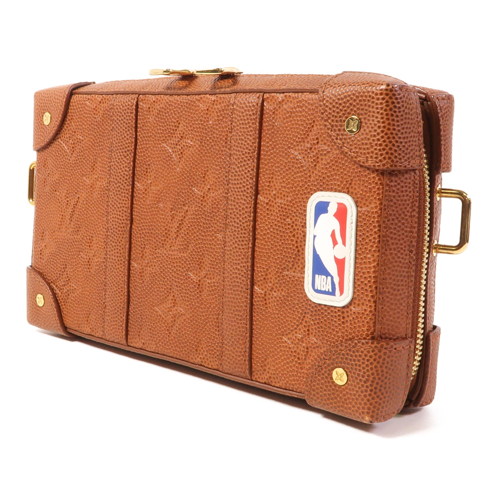 LOUIS VUITTON Monogram Taurillon LVxNBA Soft Trunk Wearable金扣肩背袋