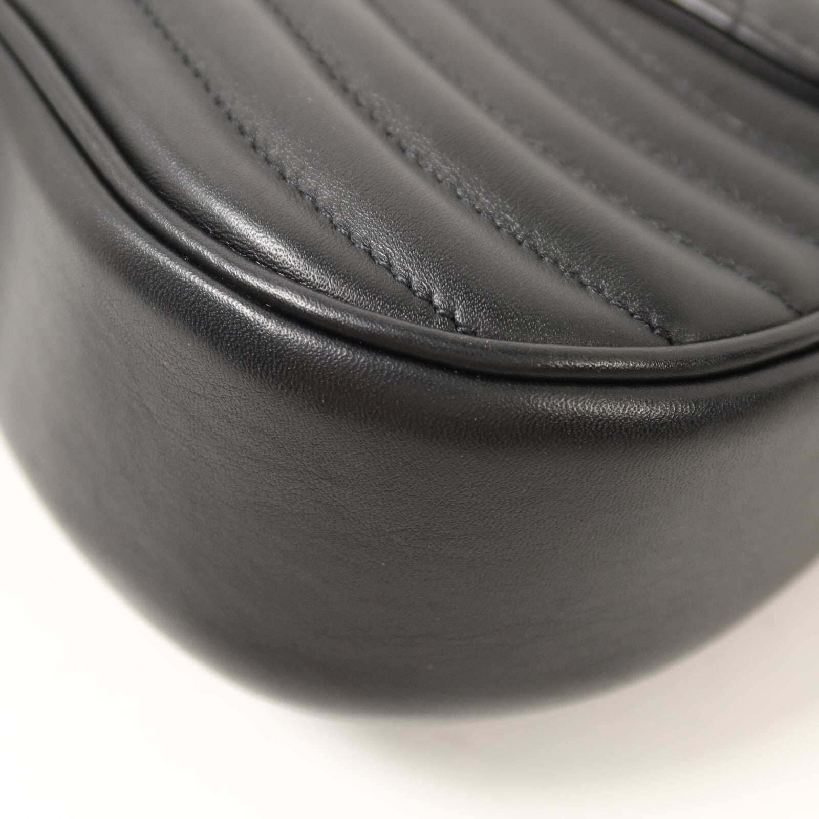 LOUIS VUITTON 牛皮皮革New Wave PM鏈帶手挽肩背兩用袋