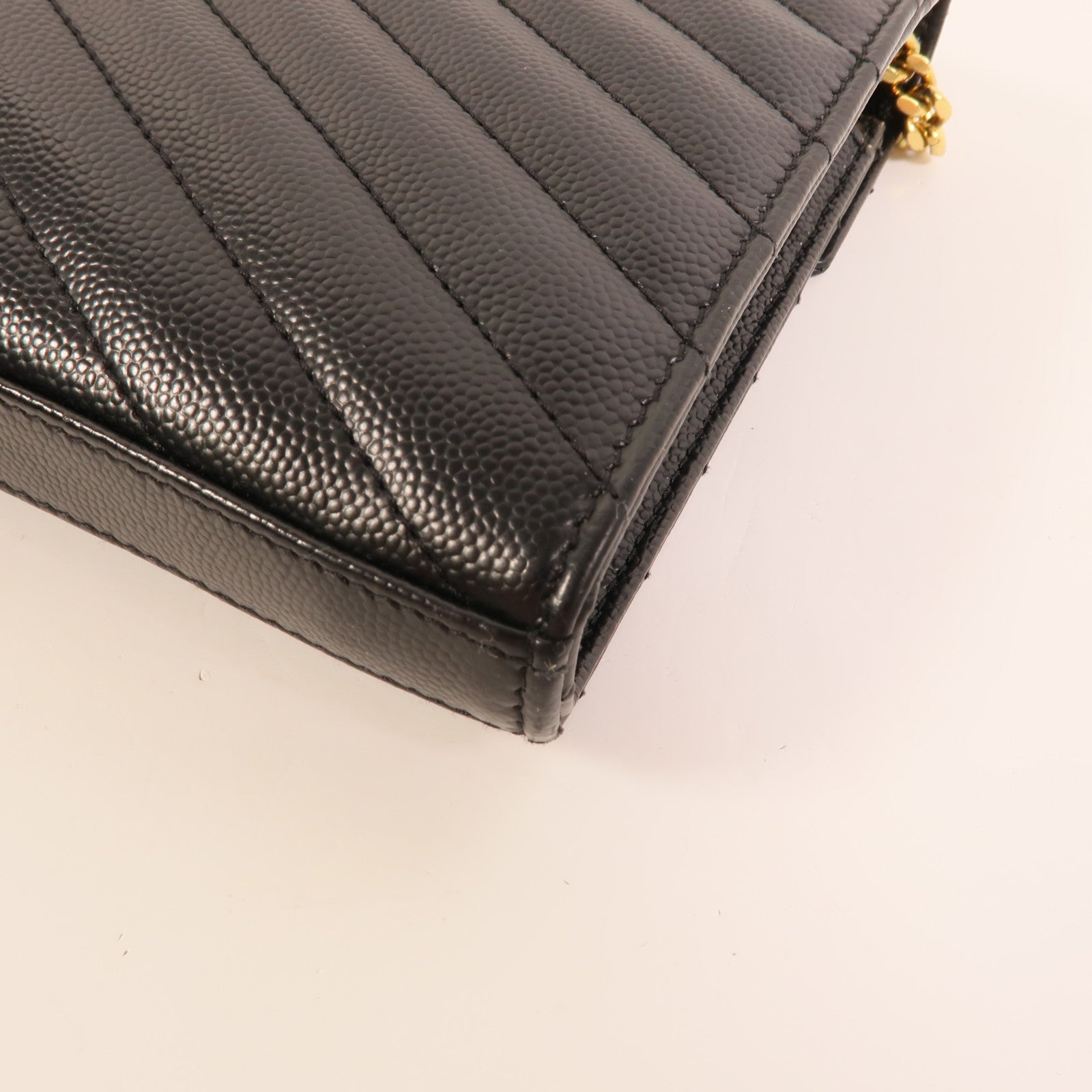 YVES SAINT LAURENT 牛皮皮革Cassandre Envelope鏈帶肩背袋