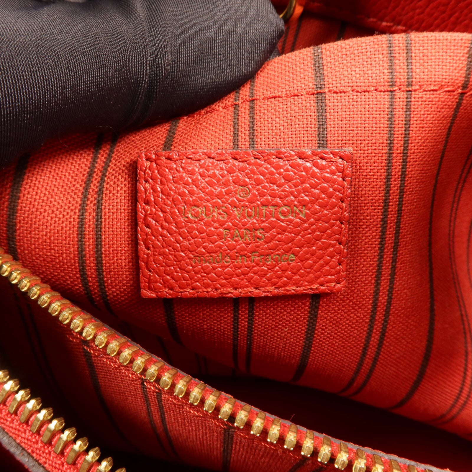 LOUIS VUITTON Monogram Empreinte Montaigne MM金扣肩背袋