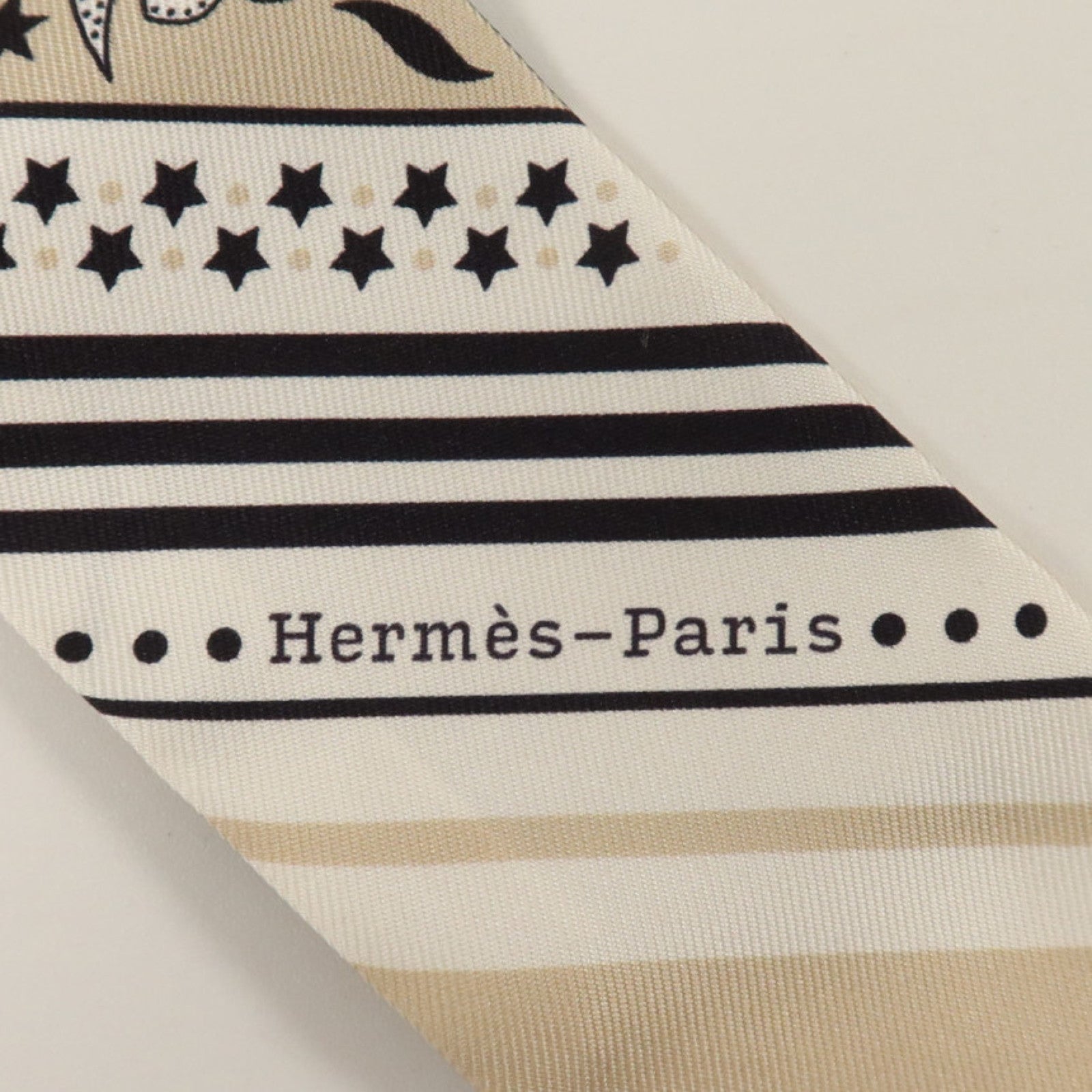 HERMES 絲質Twilly絲巾