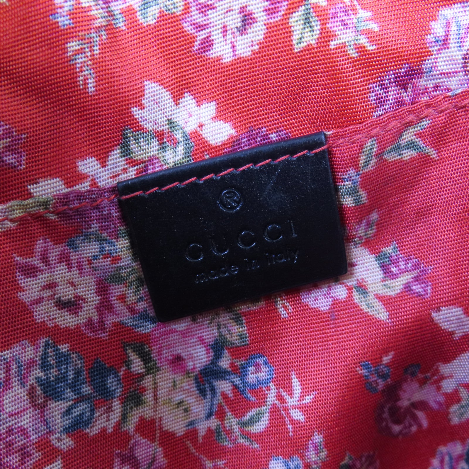 GUCCI 牛皮皮革Quilted Shoulder Bag肩背袋