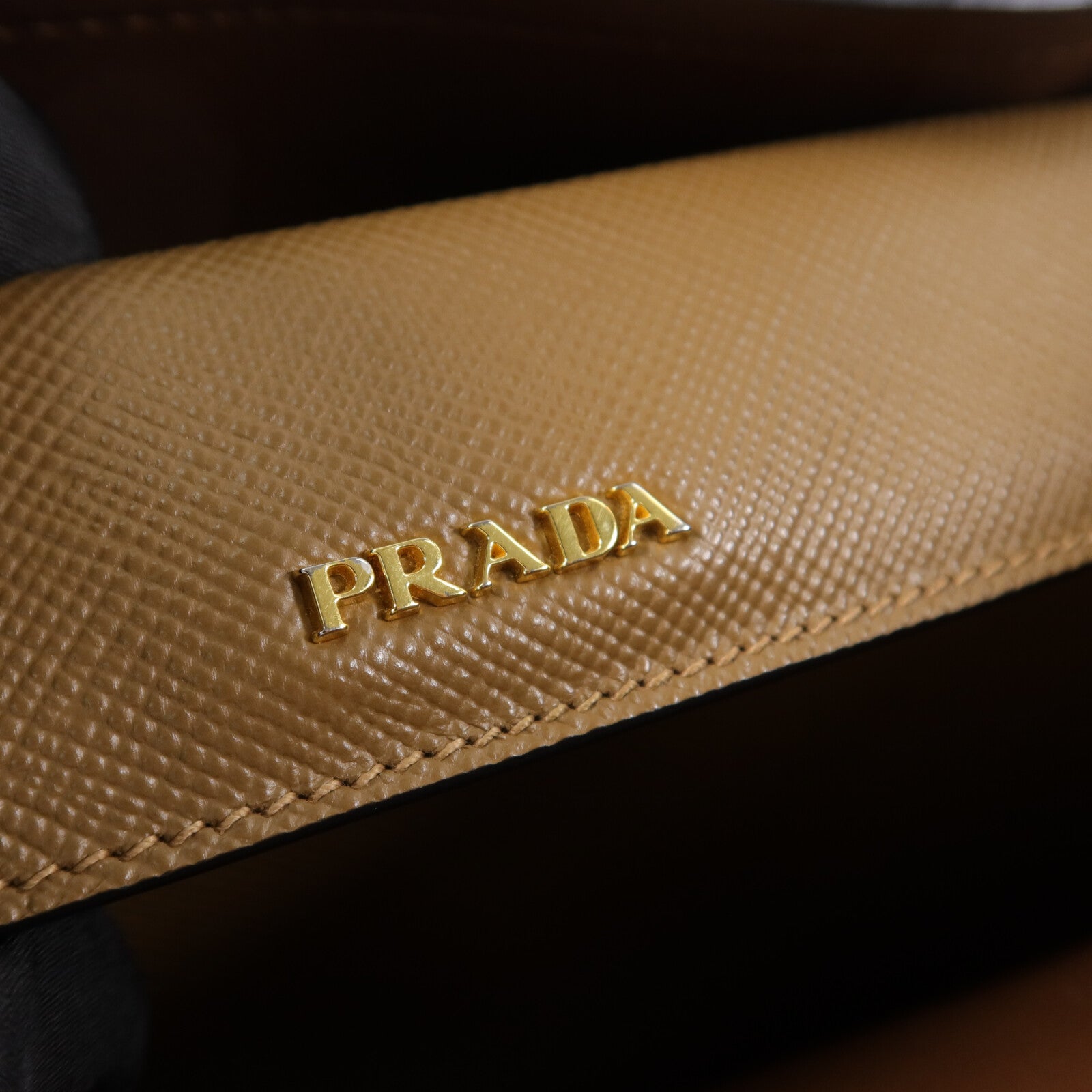 PRADA 牛皮皮革2 Way Shoulder手挽肩背兩用袋