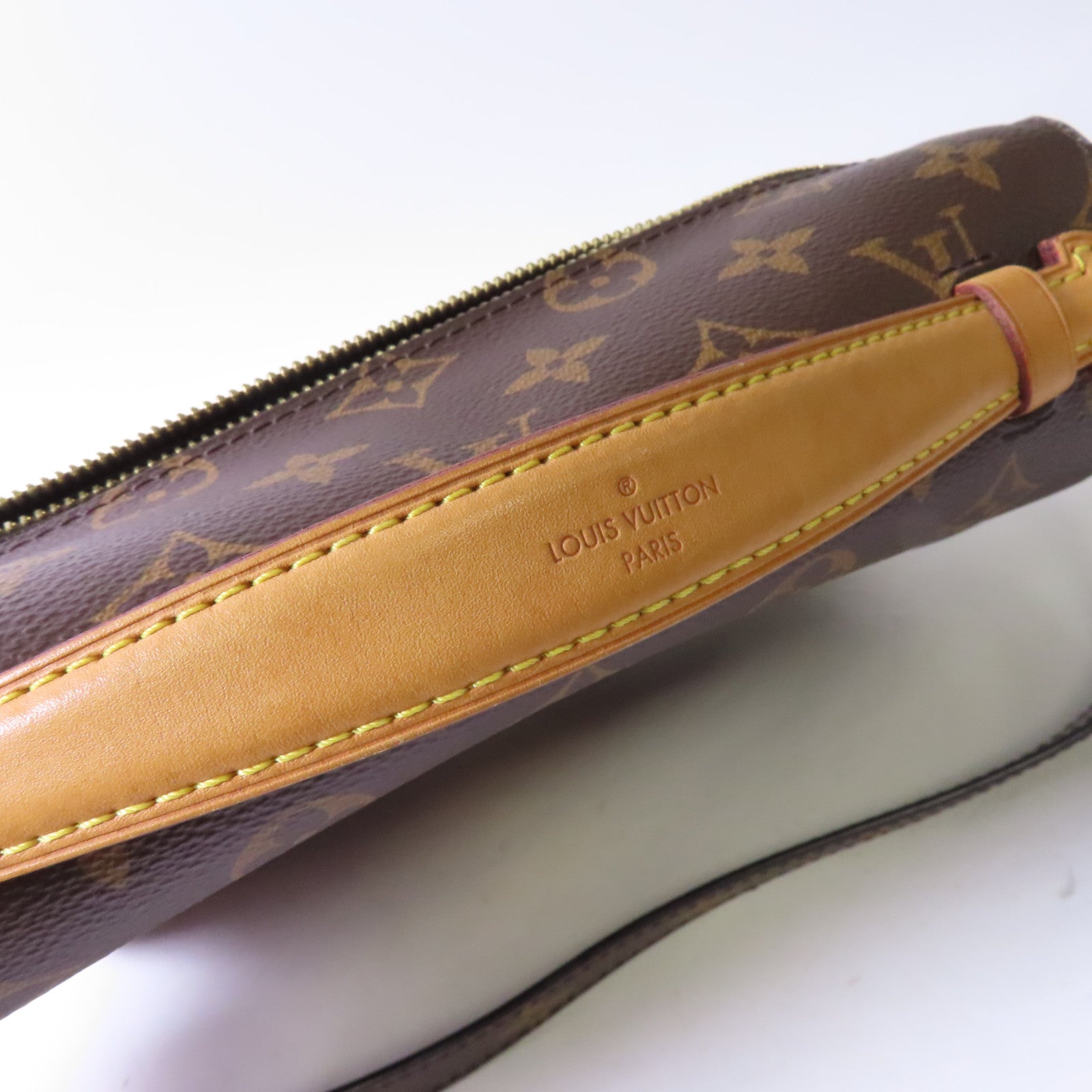 LOUIS VUITTON Monogram Pochette Metis金扣手挽肩背兩用袋啡色