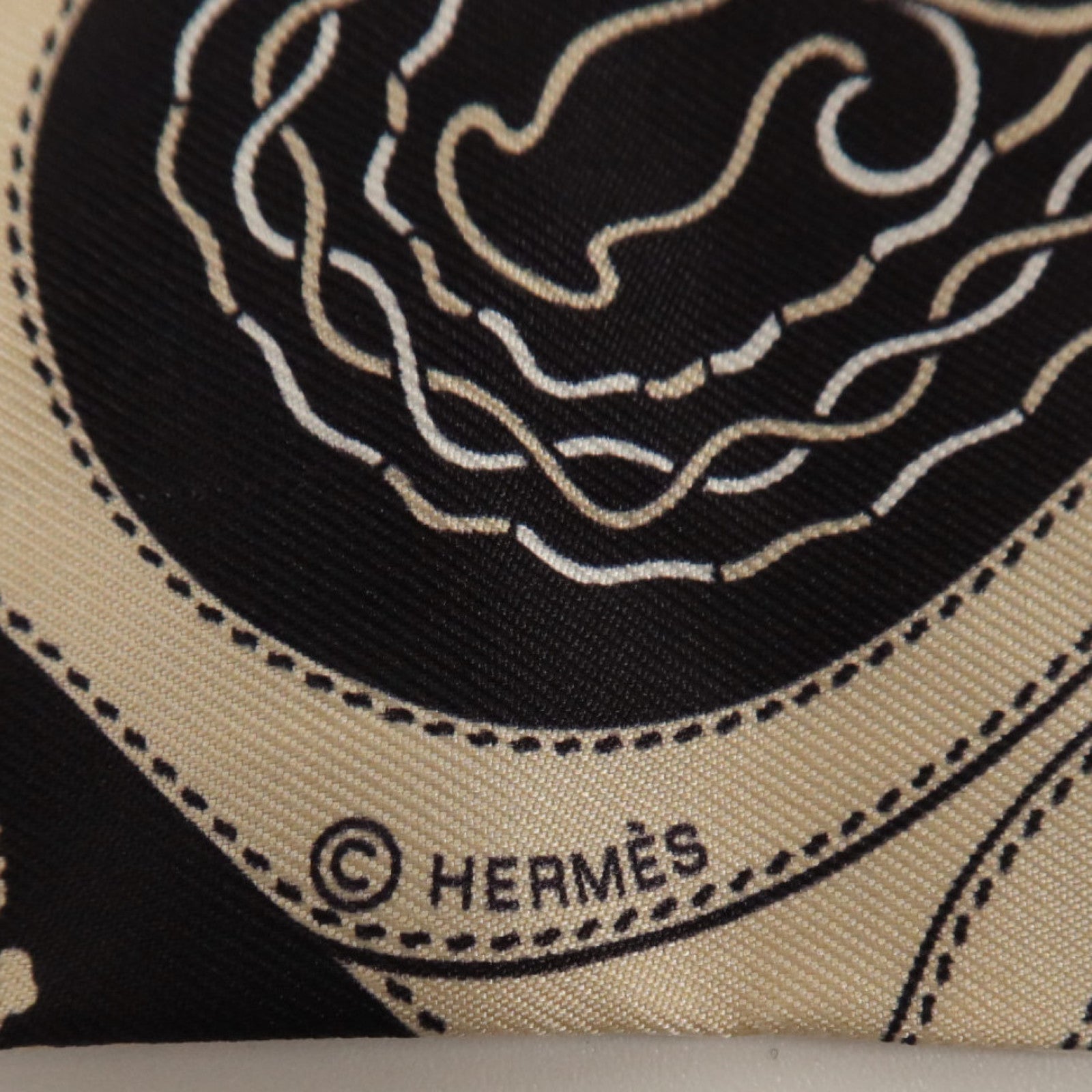 HERMES 絲質Twilly絲巾
