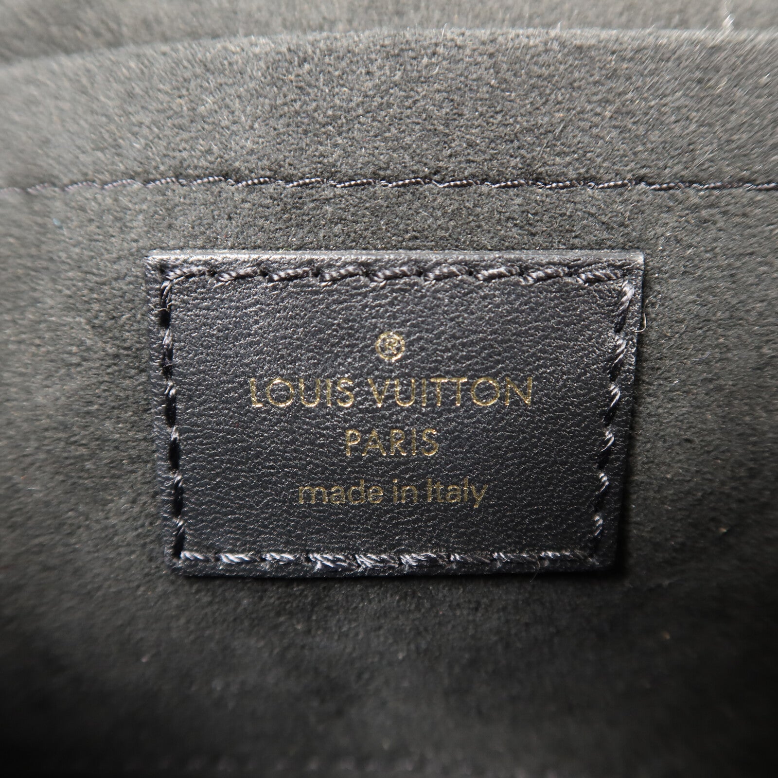 LOUIS VUITTON 牛皮皮革New Wave PM鏈帶手挽肩背兩用袋
