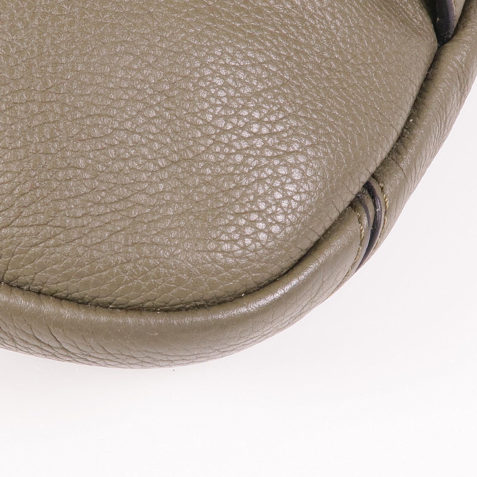 LOEWE 牛皮皮革Puzzle Sling Bag銀扣肩背袋