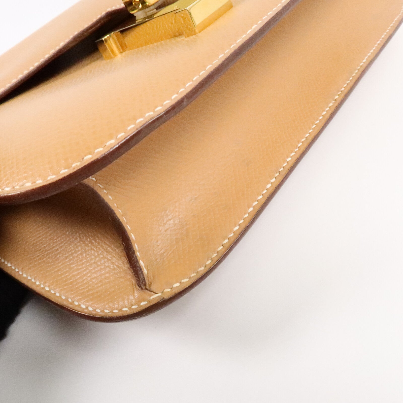 HERMES Epsom皮革Constance 24肩背袋Naturel