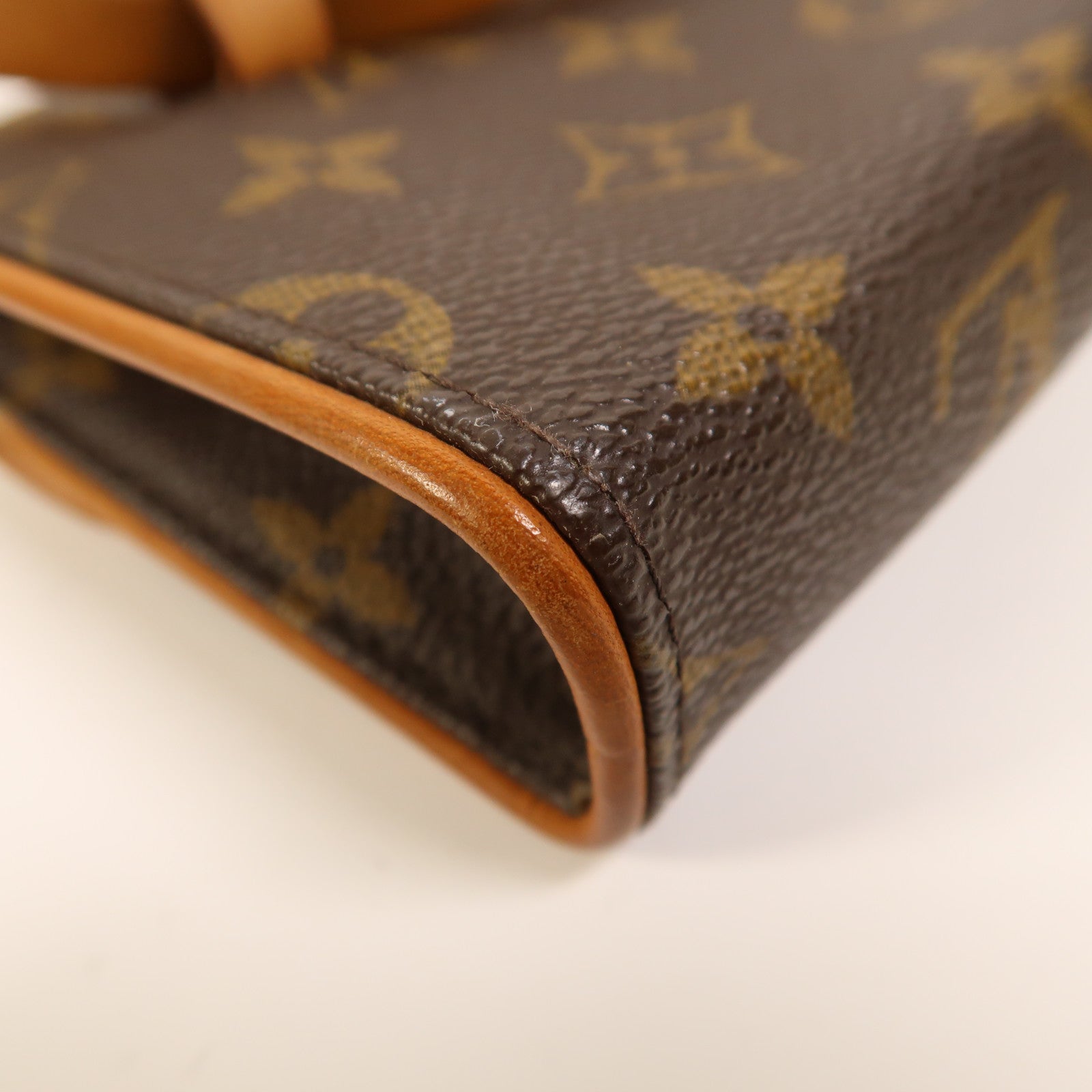 LOUIS VUITTON Monogram Pochette Florentine金扣腰包棕色