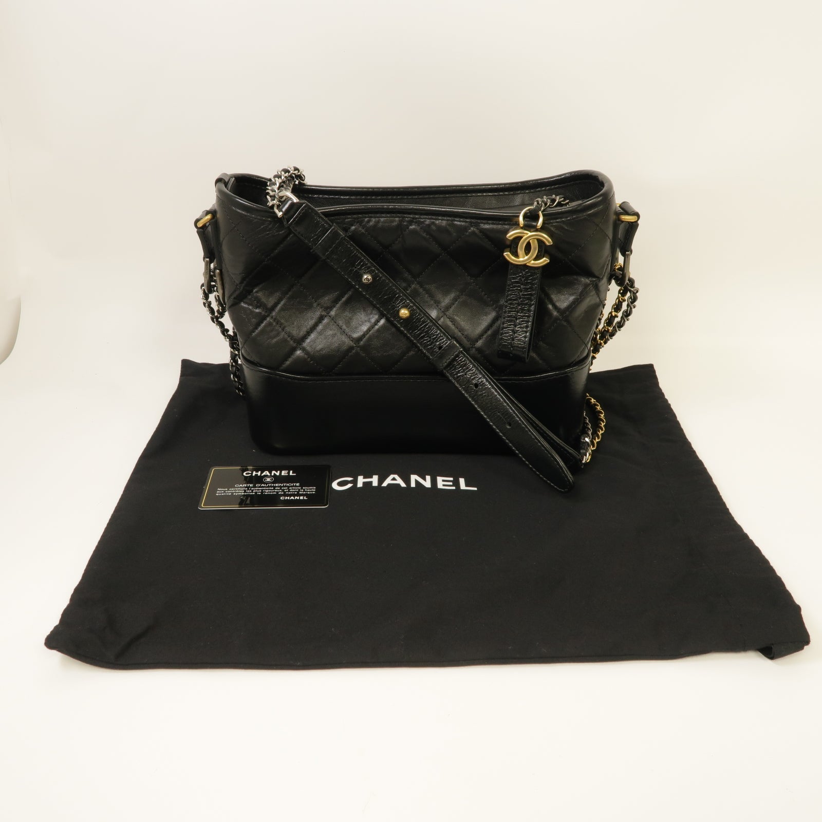 CHANEL 菱格牛皮皮革Gabrielle肩背袋黑色